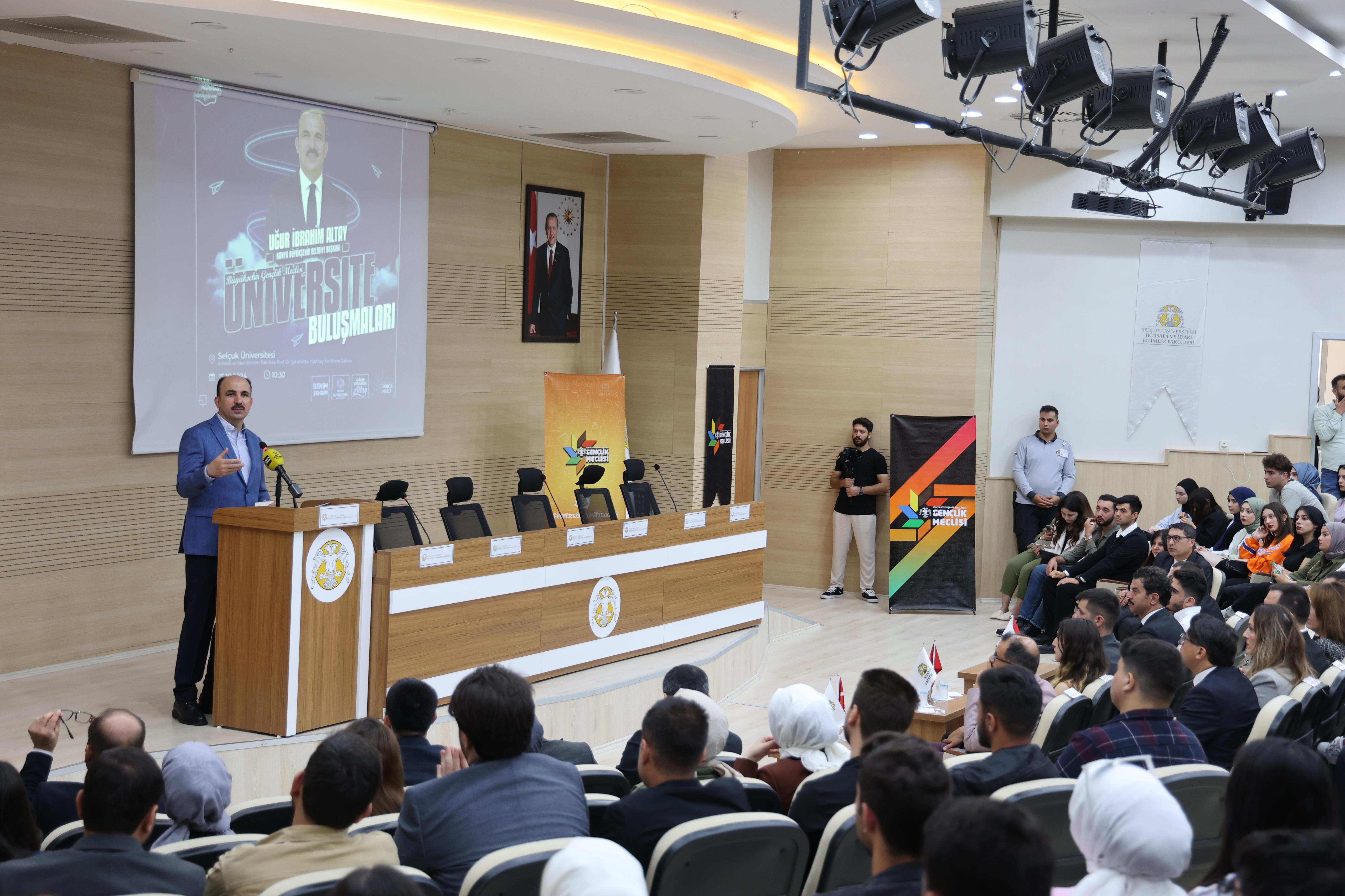BAŞKAN ALTAY: “ÜNİVERSİTELERİMİZ ŞEHRİN İNSAN KAYNAĞINA BÜYÜK KATKI SAĞLIYOR”