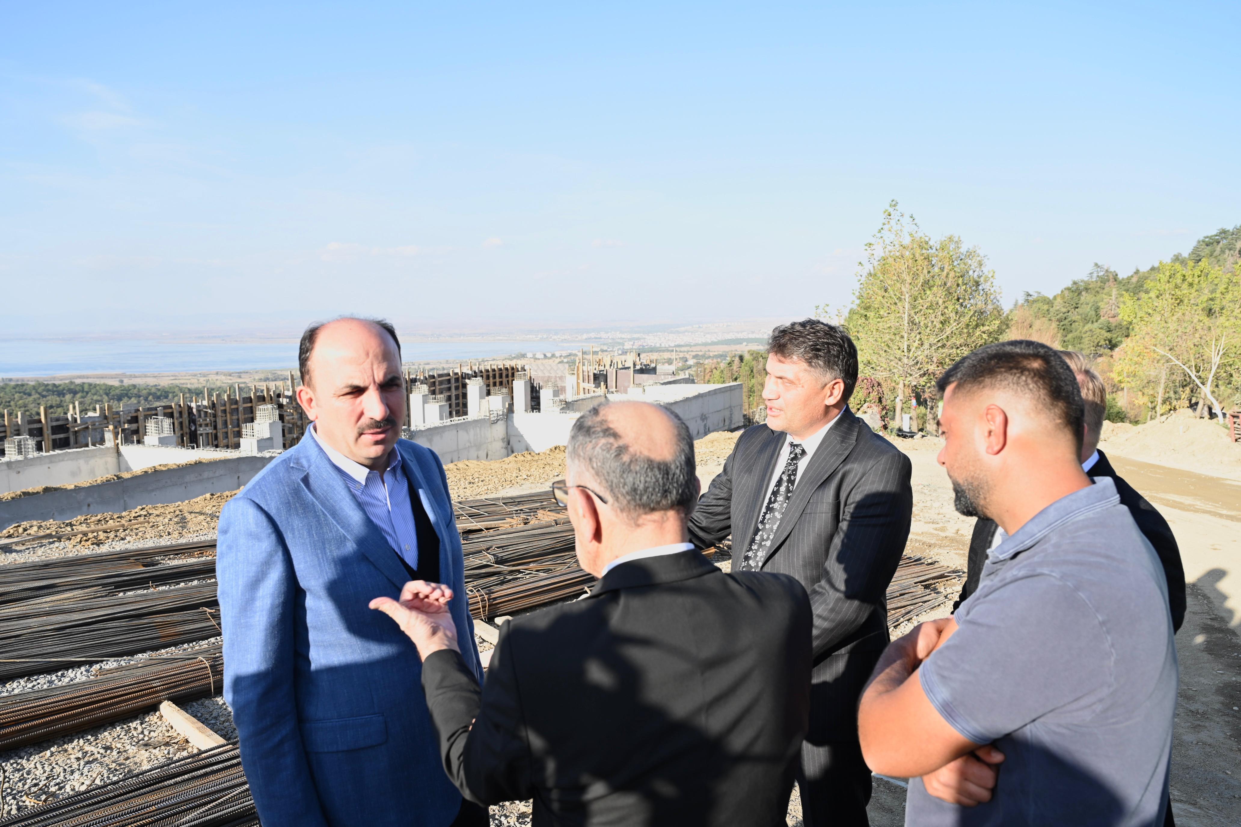 BAŞKAN ALTAY: “BEYŞEHİR YAKA MANASTIR TABİAT PARKI KONYA’YA YAKIŞIR HALE GELECEK”