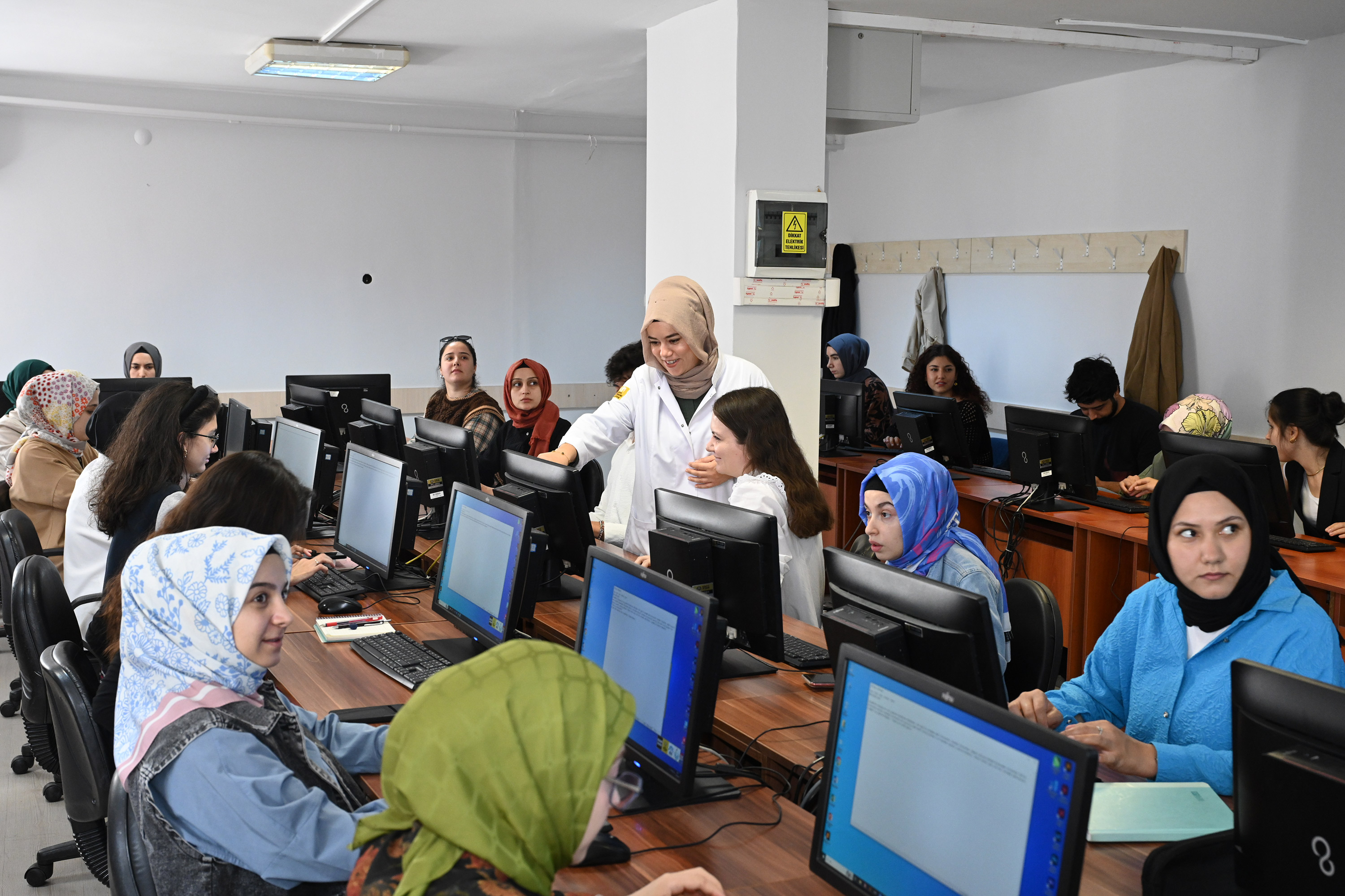 KONYA’NIN EĞİTİM MARKASI KOMEK YENİ DÖNEME 63 BİN KURSİYERLE BAŞLADI