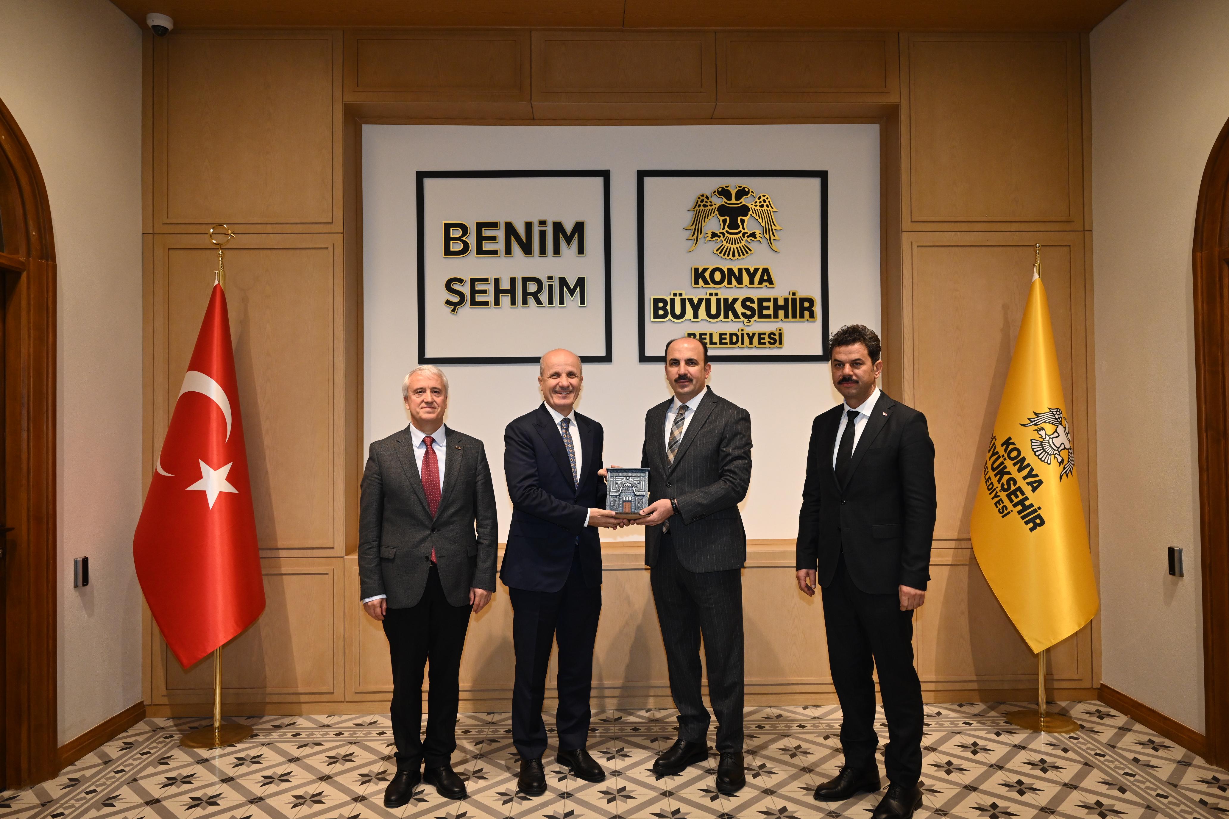 YÖK BAŞKANI PROF. DR. ÖZVAR, BAŞKAN ALTAY’I ZİYARET ETTİ
