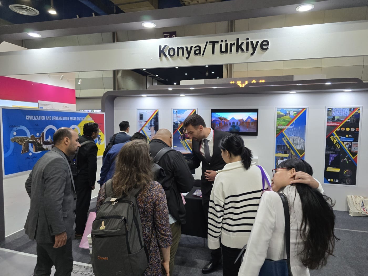 KONYA BÜYÜKŞEHİR’İN AKILLI ŞEHİR PROJELERİ SEUL'DEKİ AKILLI ŞEHİR FUARI’NDA İLGİ GÖRDÜ