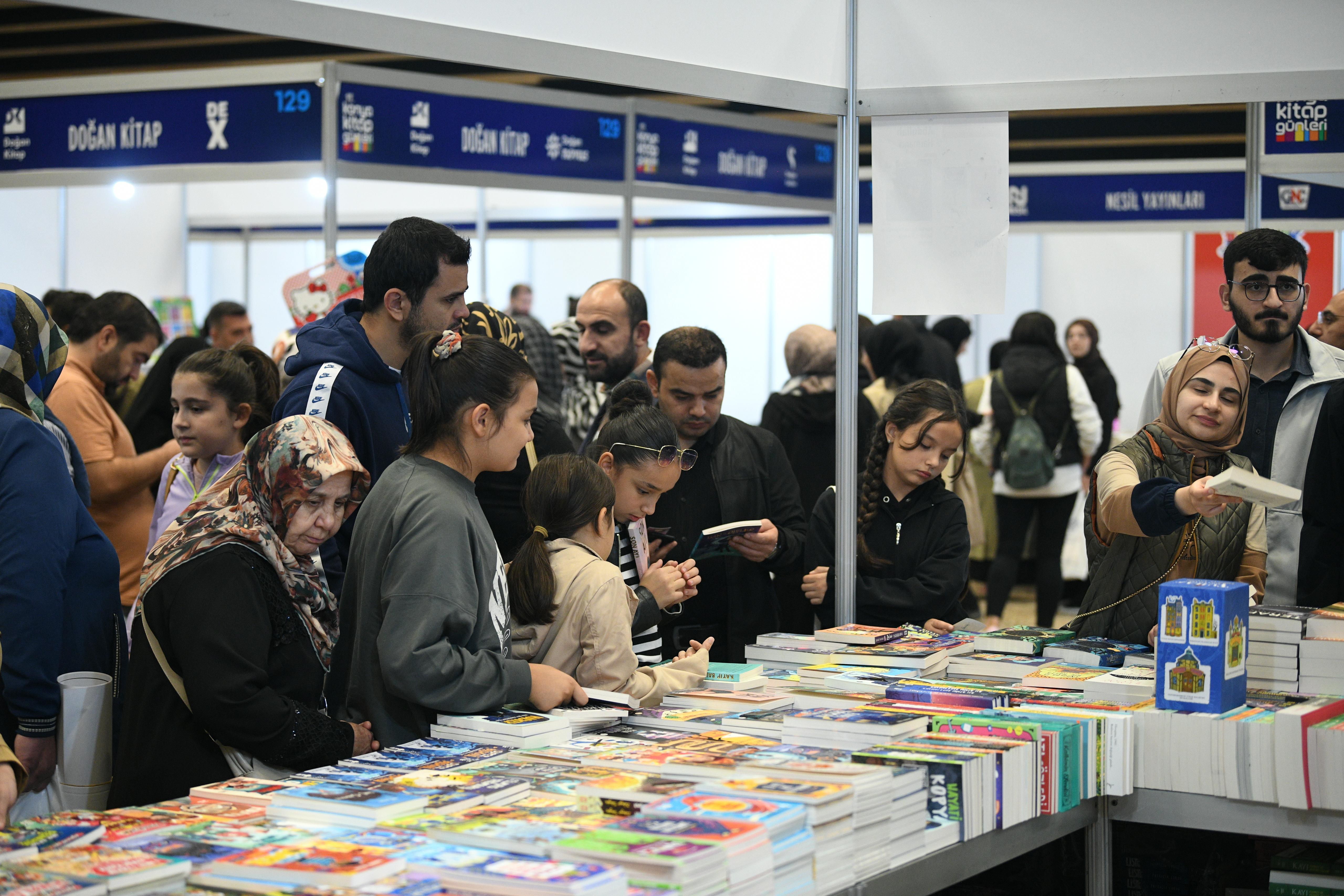 11. KONYA KİTAP GÜNLERİ KAPILARINI AÇTI