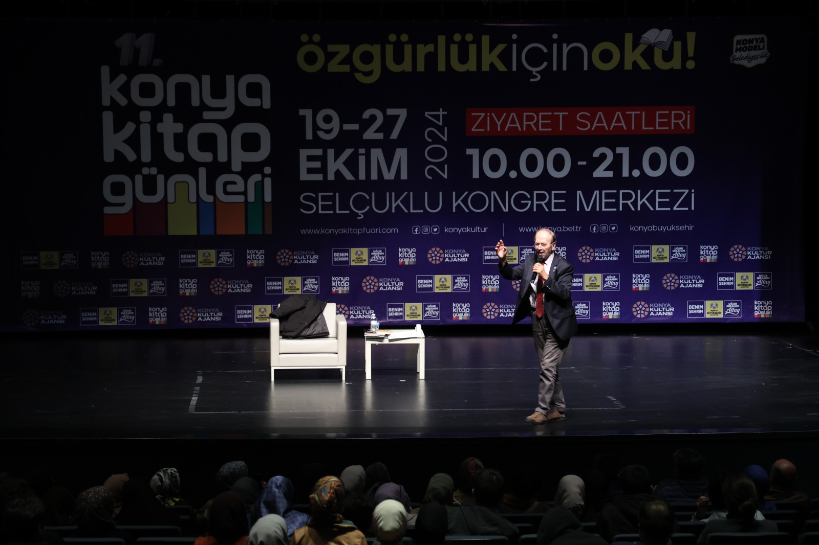 “KONYA KİTAP GÜNLERİ” TÜM COŞKUSUYLA DEVAM EDİYOR