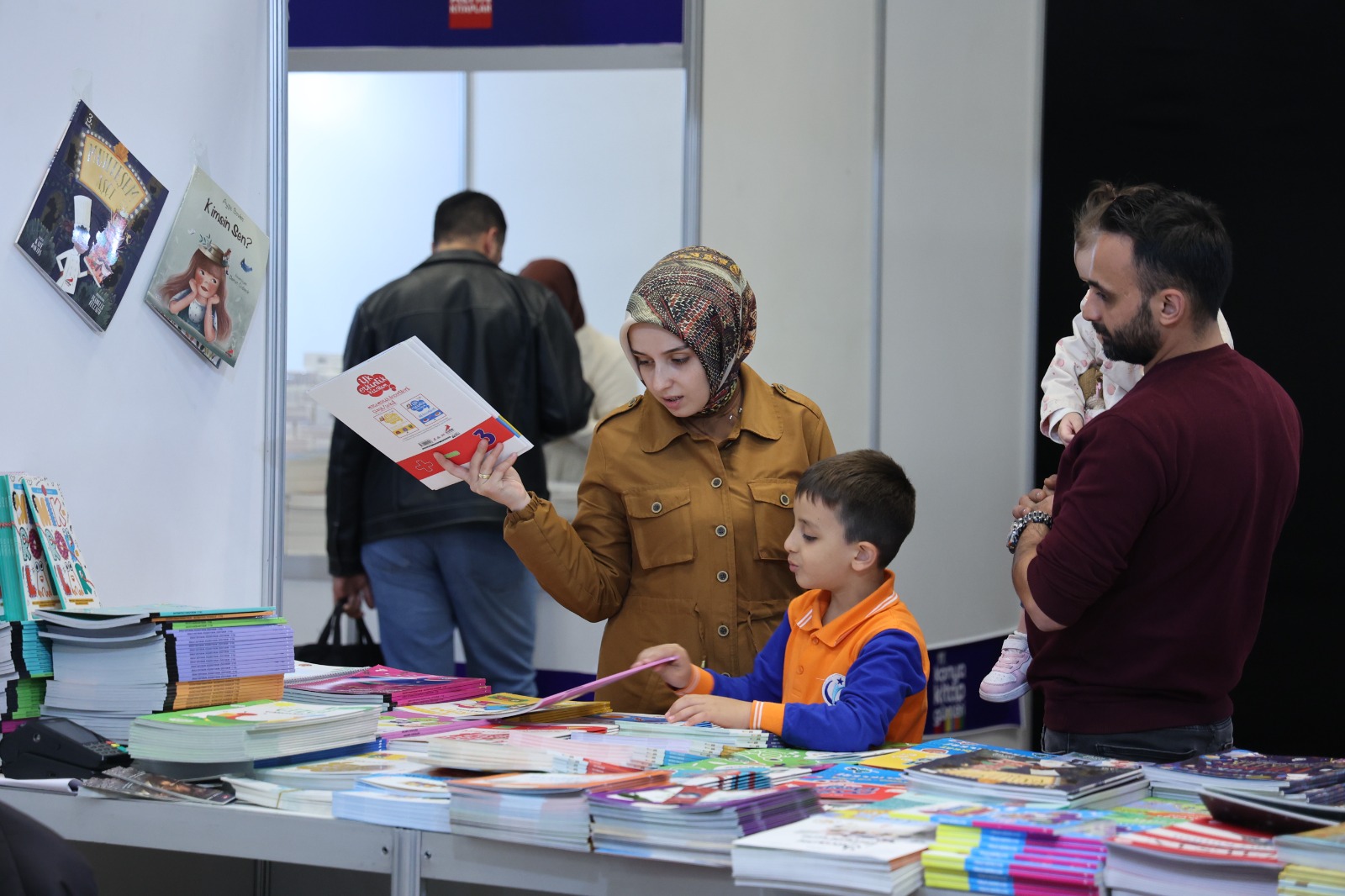 “KONYA KİTAP GÜNLERİ” TÜM COŞKUSUYLA DEVAM EDİYOR