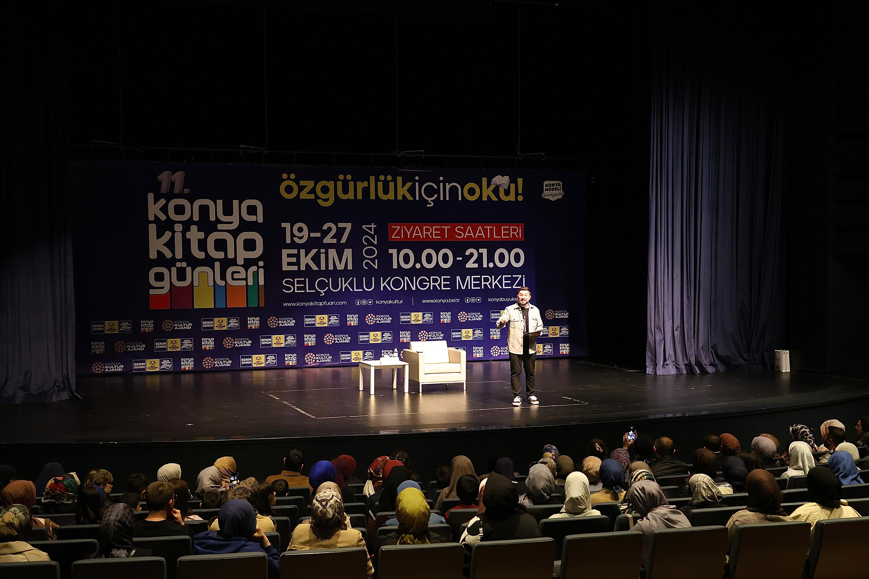 11. KONYA KİTAP GÜNLERİ YÜZBİNLERCE KİTAPSEVERİ BİR ARAYA GETİRDİ