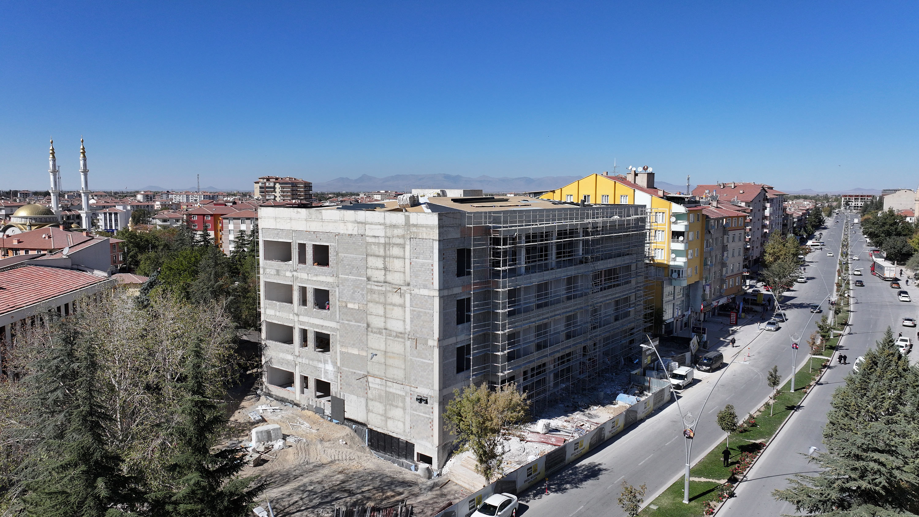 MİLLETVEKİLİ BAYKAN, BAŞKAN ALTAY VE İL BAŞKANI ANGI EREĞLİ BİLGEHANE İNŞAATINI İNCELEDİ
