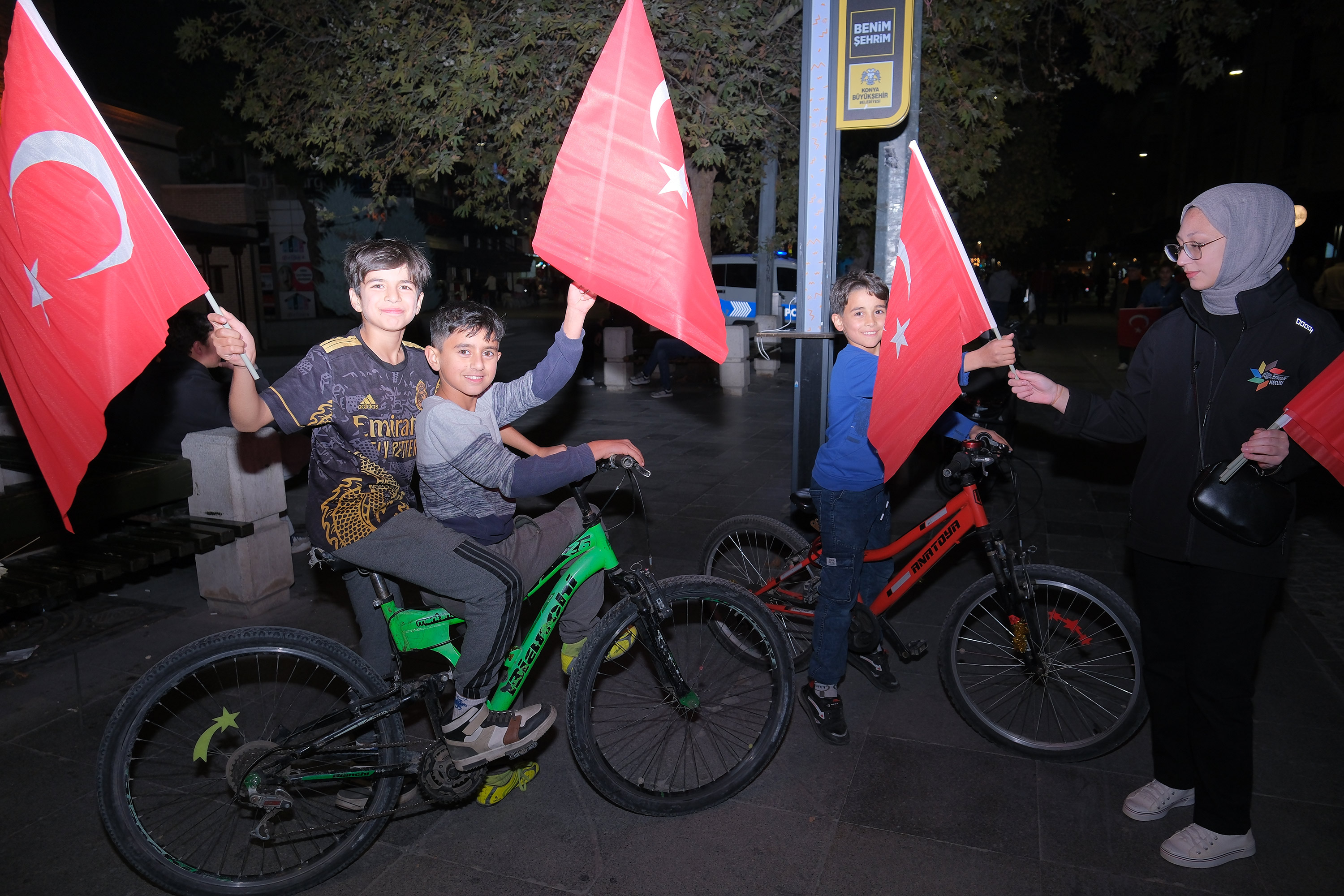 BÜYÜKŞEHİR GENÇLİK MECLİSİ’NDEN CUMHURİYET BAYRAMI’NDA ANLAMLI ETKİNLİK