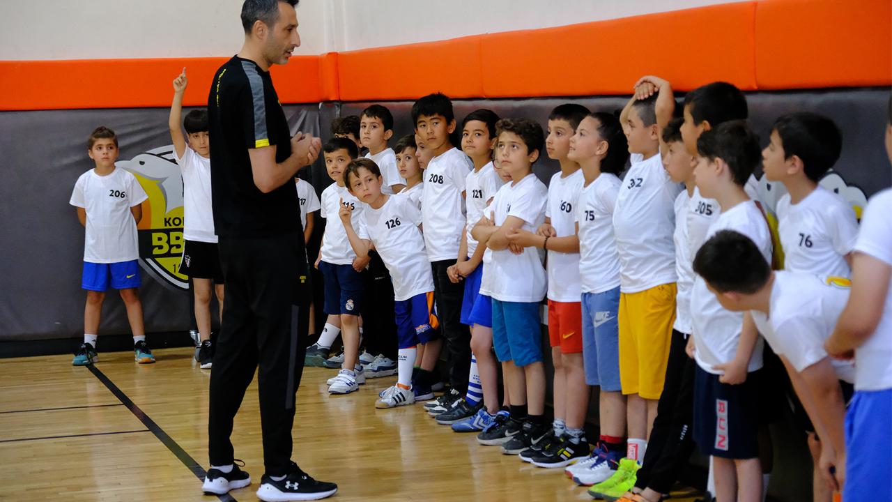 BÜYÜKŞEHİR BELEDİYESPOR BASKETBOL TAKIMI GENÇ YETENEKLERİ ARIYOR