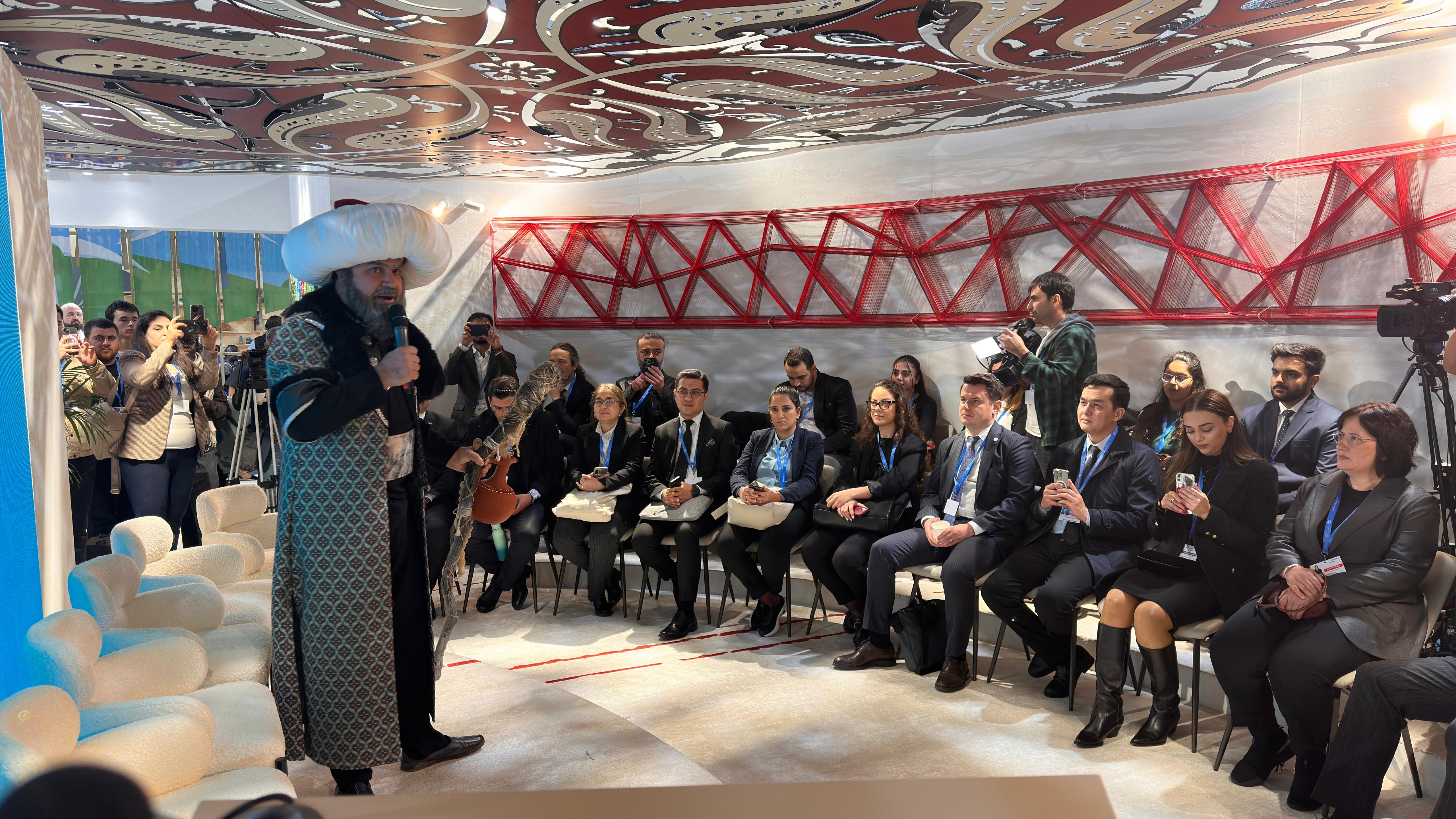 KONYA BÜYÜKŞEHİR, BM İKLİM DEĞİŞİKLİĞİ ZİRVESİNDE TEMSİLİ NASREDDİN HOCA İLE KONYA TANITIMI YAPTI