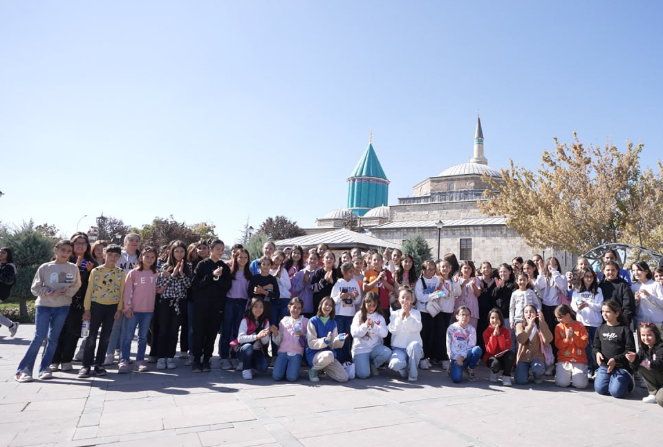 İLÇELERDEKİ BİLGEHANE ÖĞRENCİLERİ KONYA’YI KEŞFETTİ