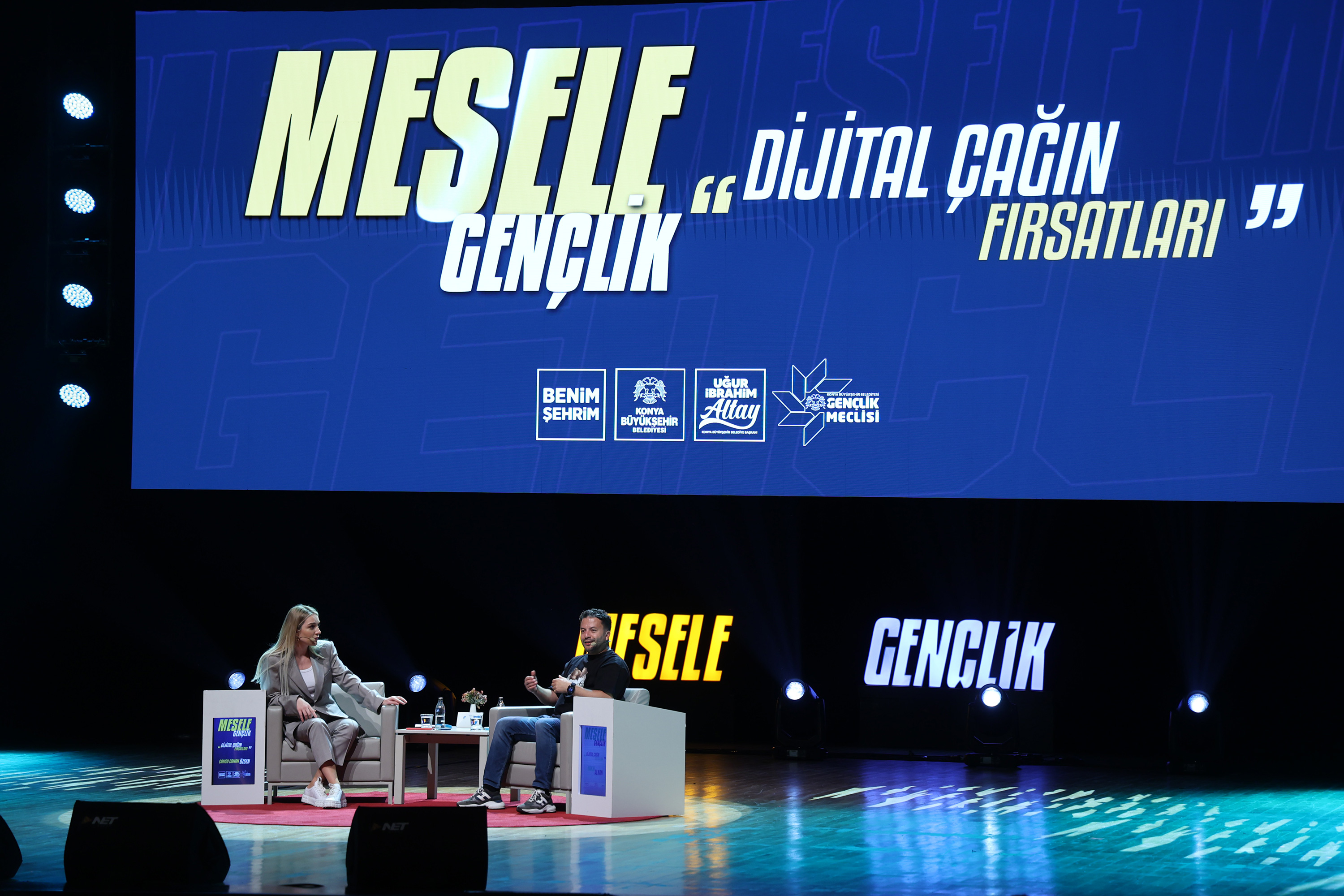 KONYA BÜYÜKŞEHİR GENÇLİK MECLİSİ, GİRİŞİMCİ VE INFLUENCER HAKKI ALKAN’I ÜNİVERSİTELİ GENÇLERLE BULUŞTURDU