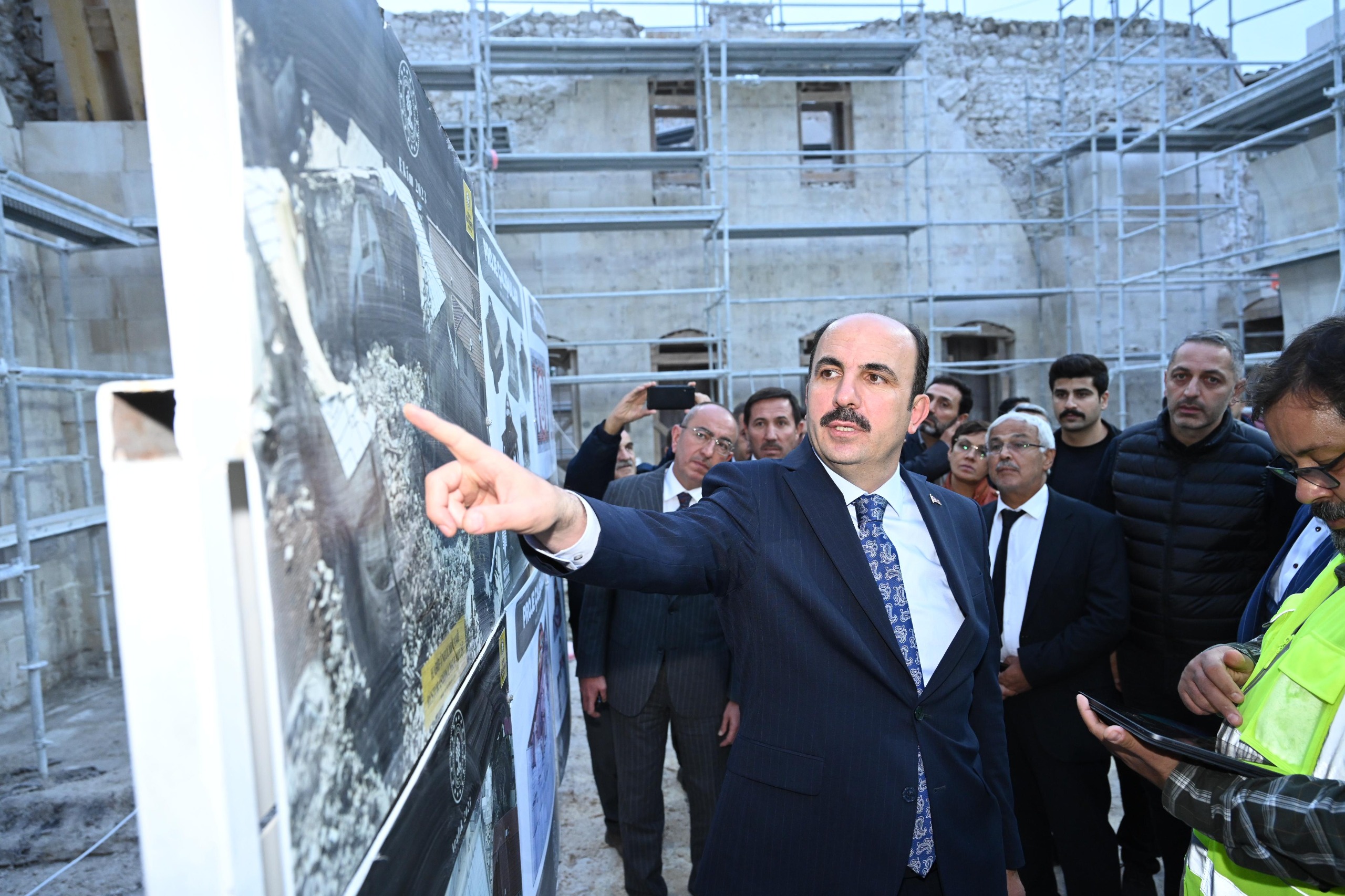 BAŞKAN ALTAY: “HATAY’DAKİ ANADOLU’NUN İLK CAMİSİNİ DÜNYA KÜLTÜR MİRASINA YENİDEN HEDİYE EDECEĞİZ”