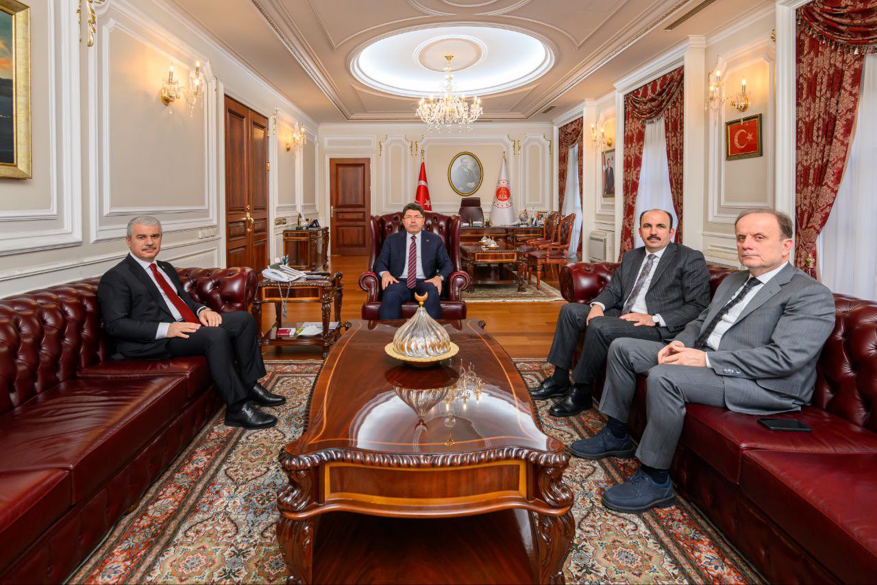 KONYA HEYETİ BAKANLARLA KONYA YATIRIMLARINI DEĞERLENDİRDİ
