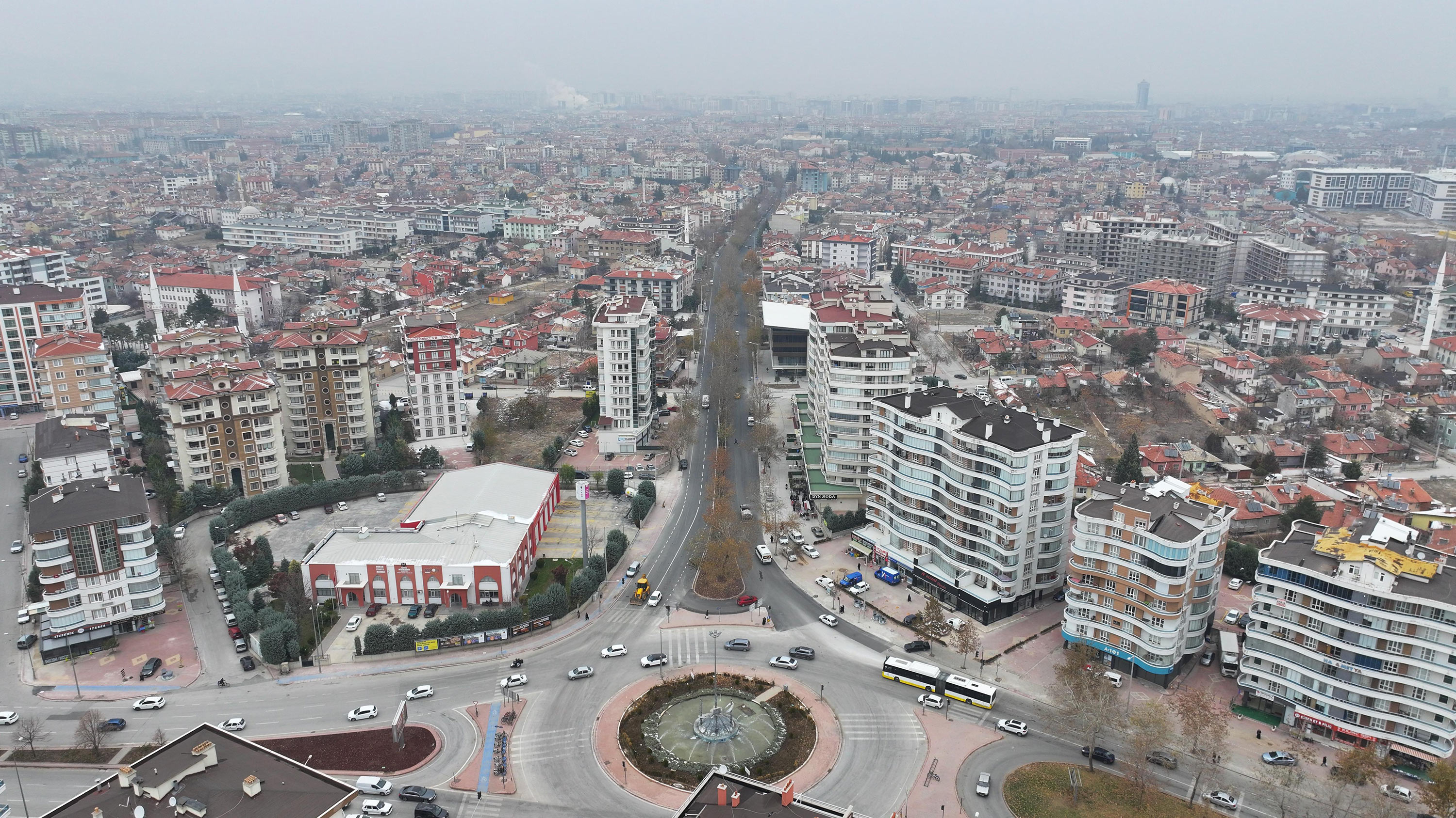 BAŞKAN ALTAY: “AHMET ÖZCAN CADDESİ’NDE 2,6 KM’LİK SICAK ASFALT ÇALIŞMASINI TAMAMLADIK”