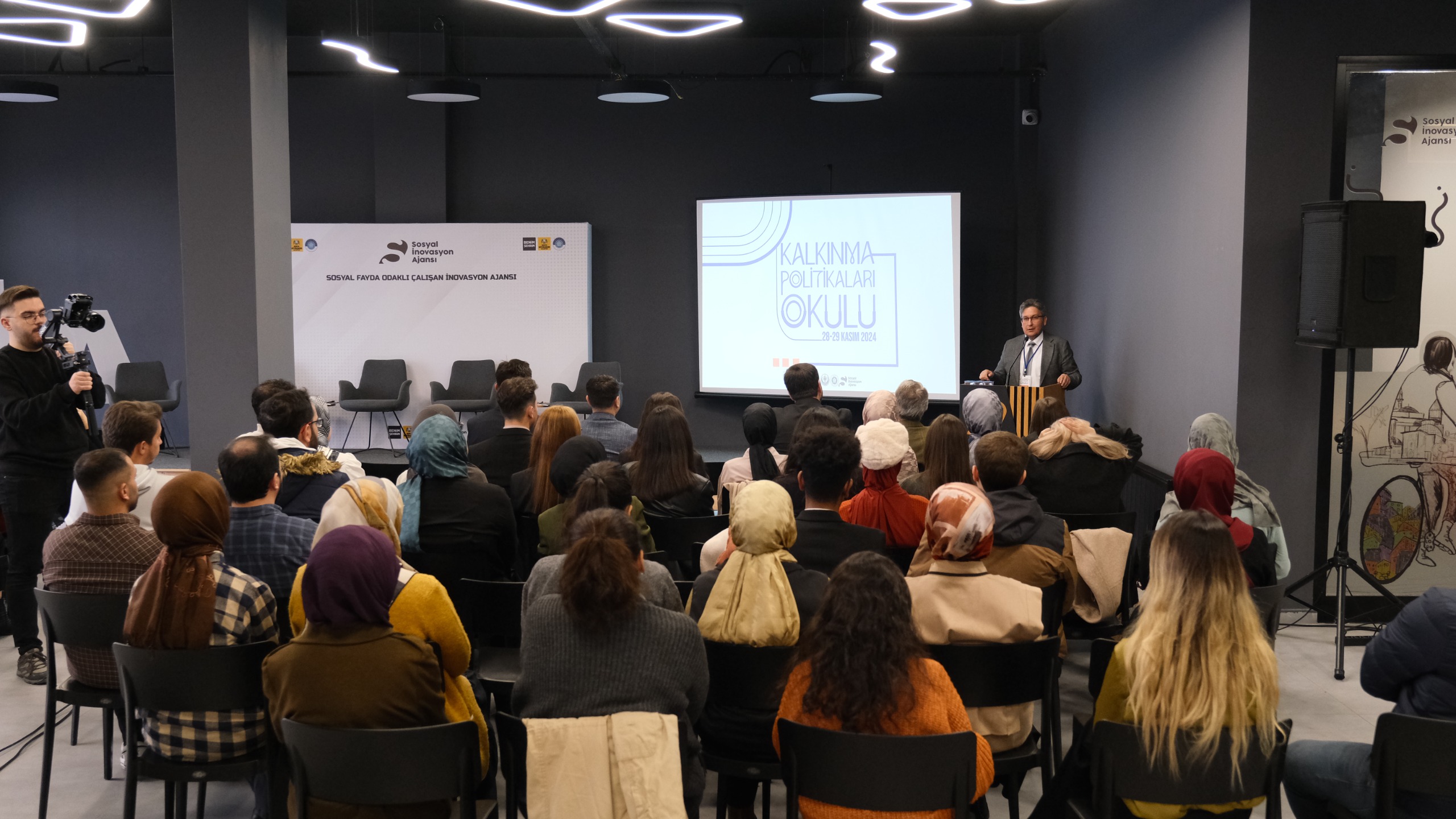 SOSYAL İNOVASYON AJANSI’NDA "KALKINMA POLİTİKALARI OKULU"  PROGRAMI GERÇEKLEŞTİRİLDİ
