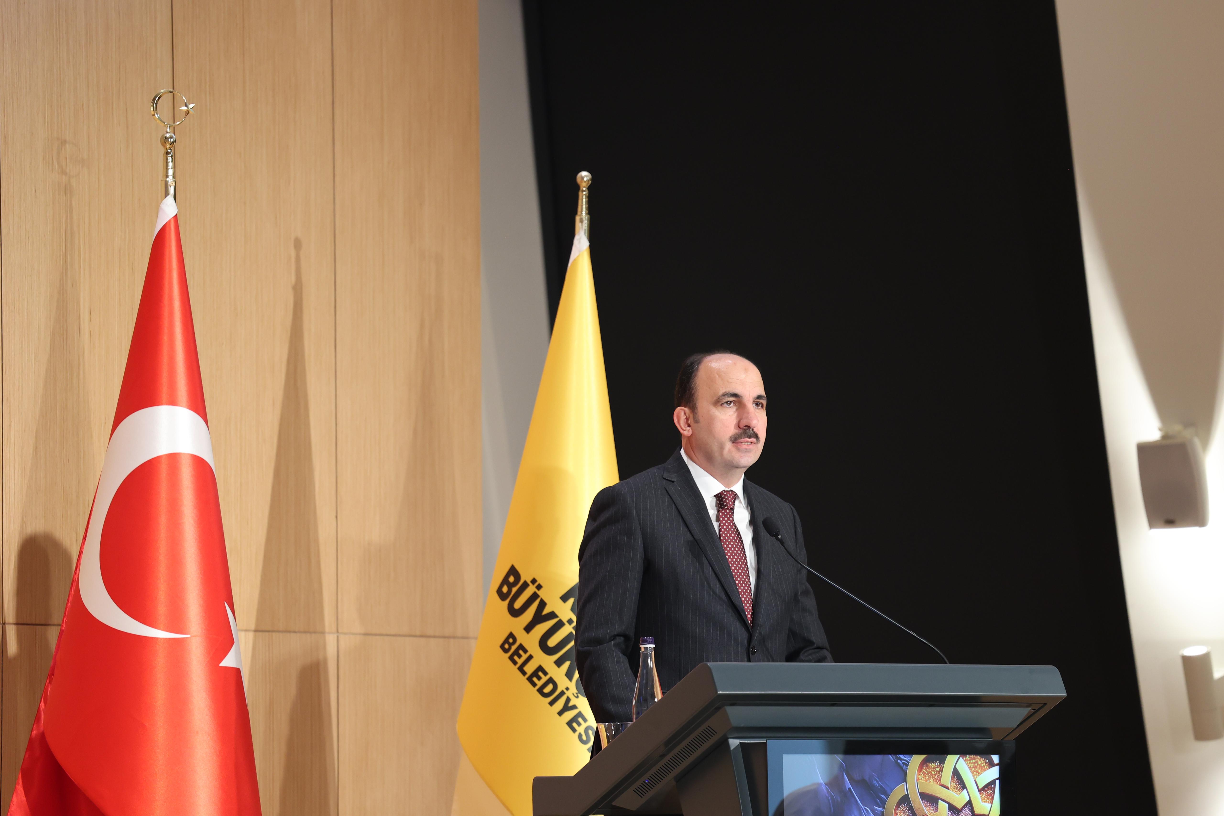 KONYA TARİHİNE IŞIK TUTACAK FOTOĞRAF ALBÜMÜNÜN 2. CİLDİ TANITILDI