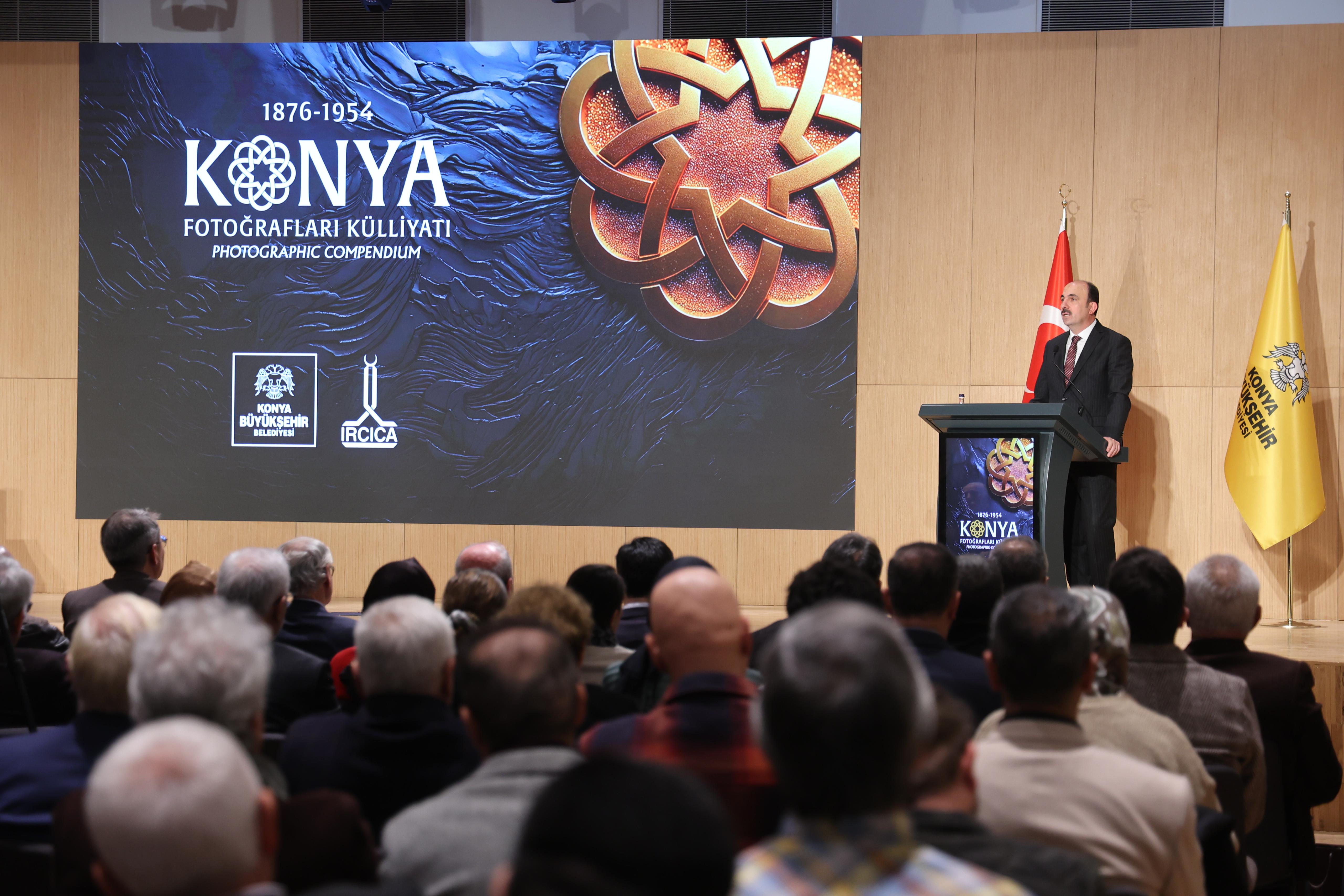 KONYA TARİHİNE IŞIK TUTACAK FOTOĞRAF ALBÜMÜNÜN 2. CİLDİ TANITILDI