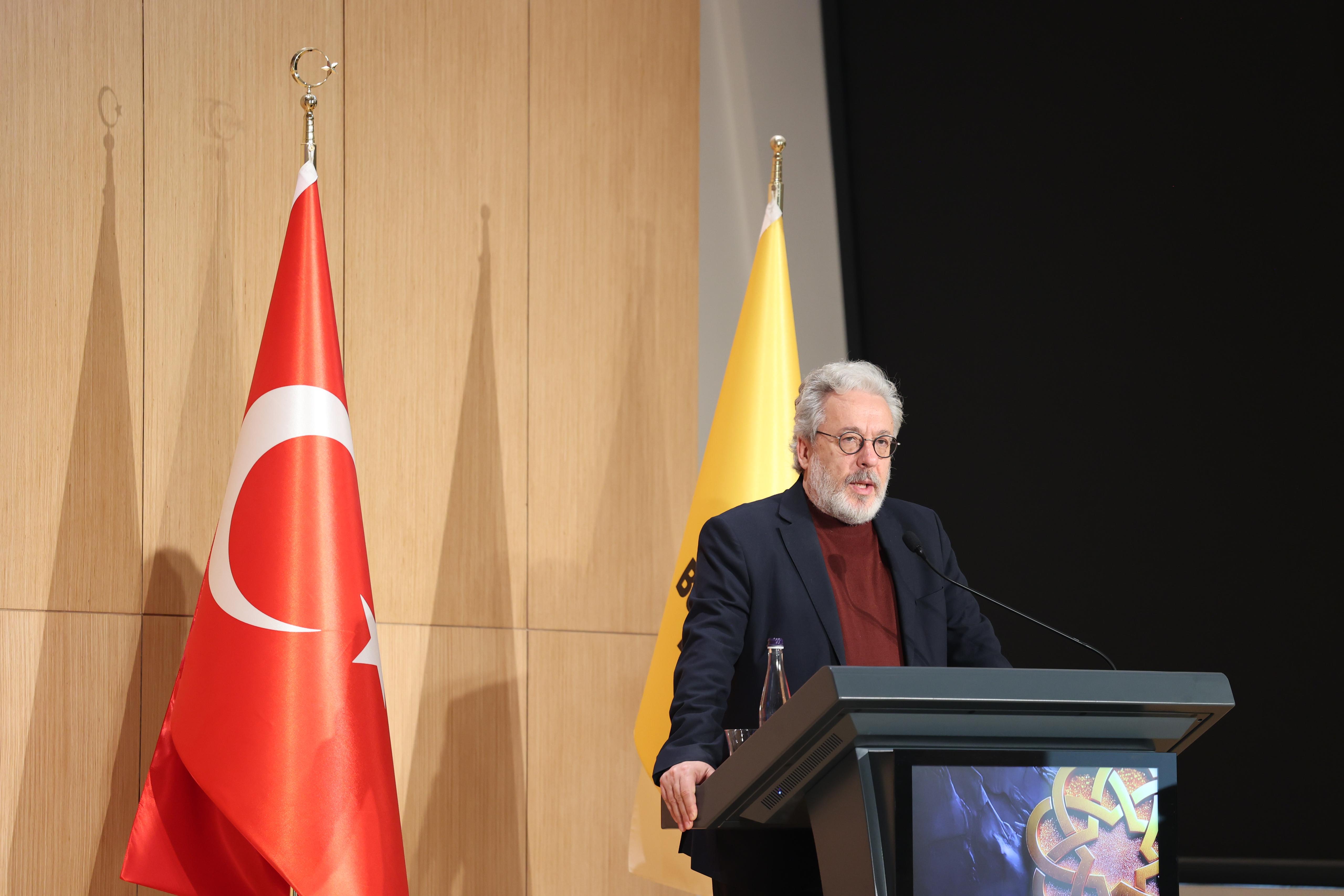 KONYA TARİHİNE IŞIK TUTACAK FOTOĞRAF ALBÜMÜNÜN 2. CİLDİ TANITILDI