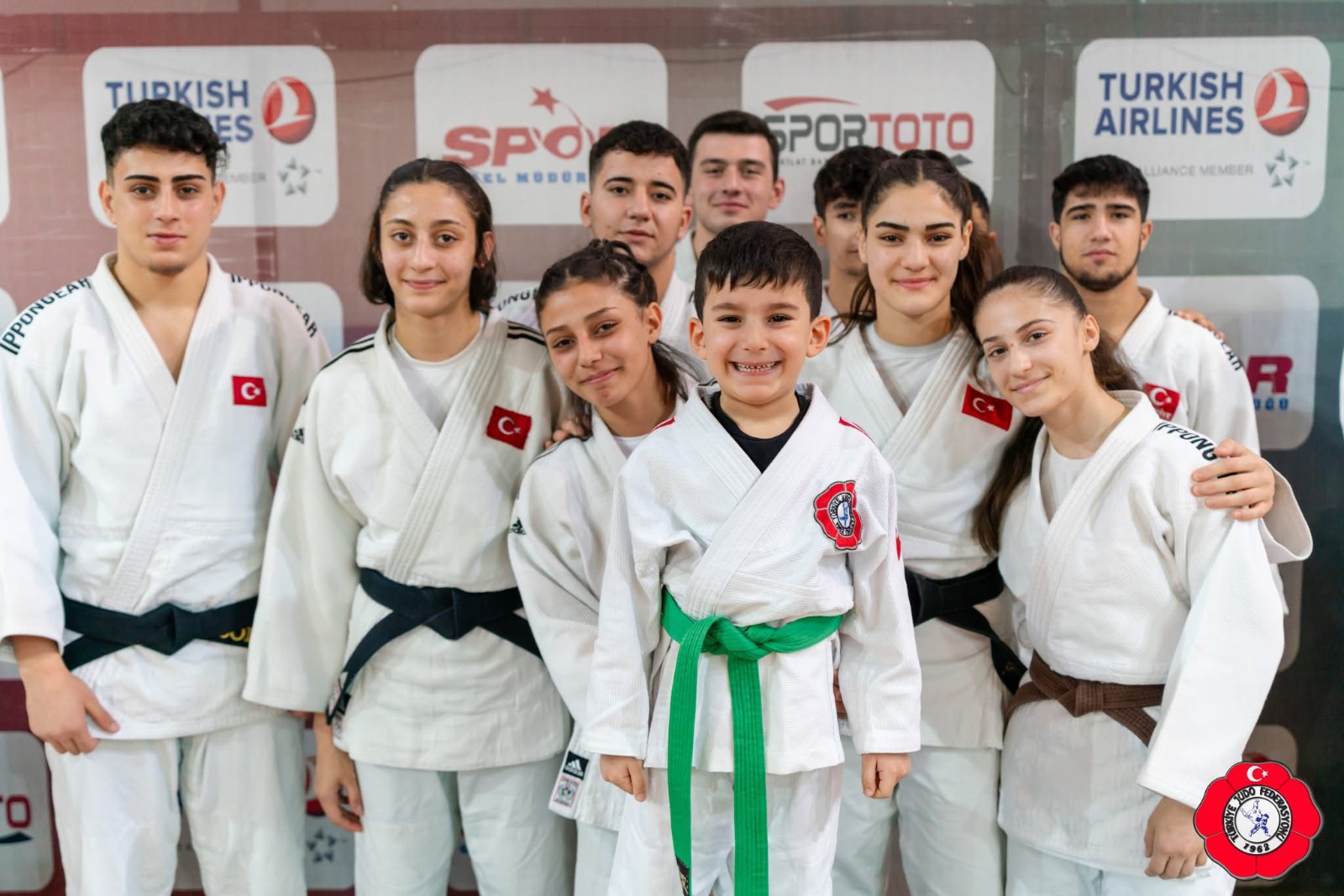 KONYA BÜYÜKŞEHİR BELEDİYESPOR’UN JUDODA BİLEĞİ BÜKÜLMÜYOR