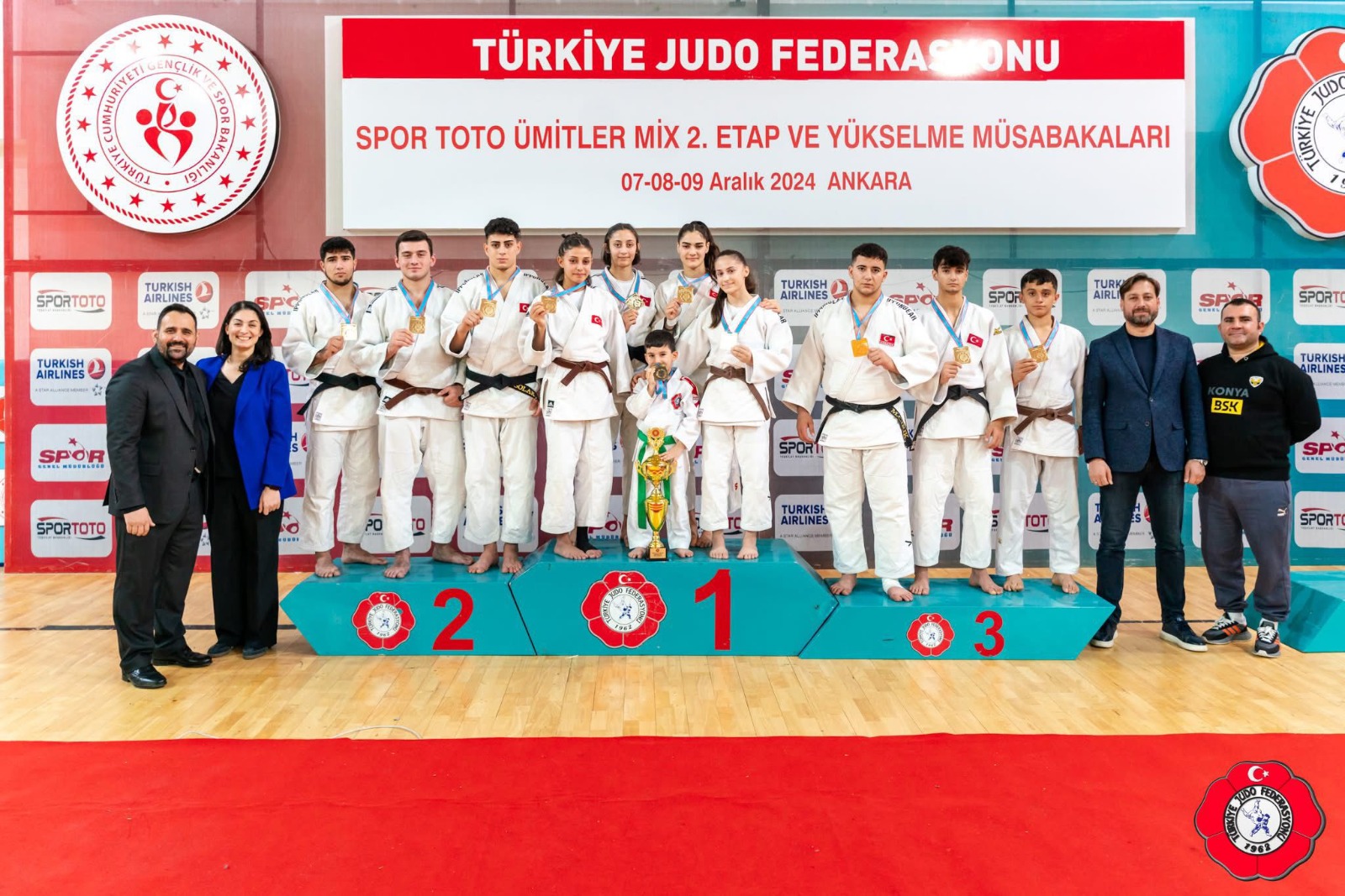KONYA BÜYÜKŞEHİR BELEDİYESPOR’UN JUDODA BİLEĞİ BÜKÜLMÜYOR