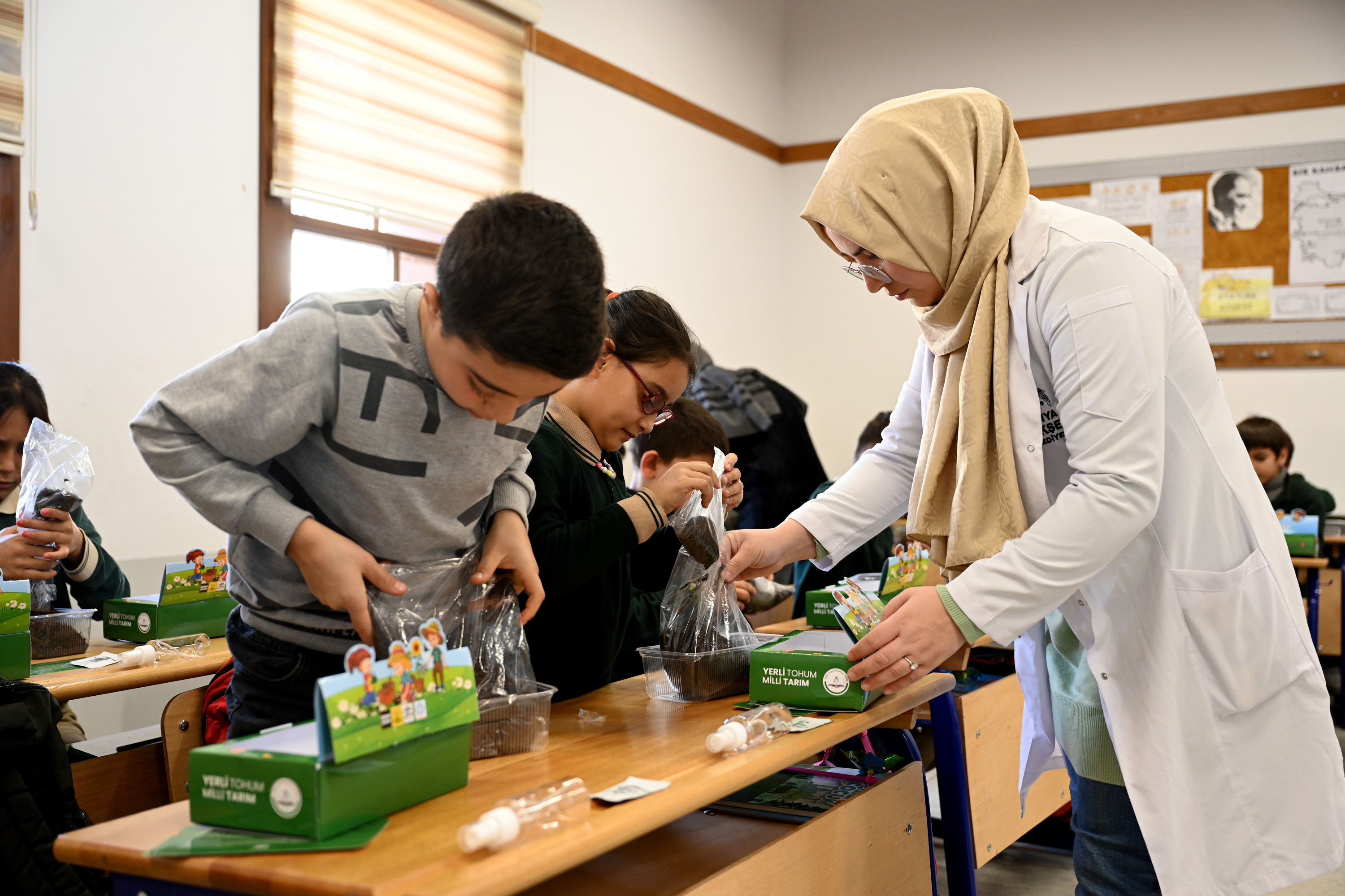TARIM ŞEHRİ KONYA'NIN ÇOCUKLARI ÇİFTÇİLİĞİ ÖĞRENİYOR