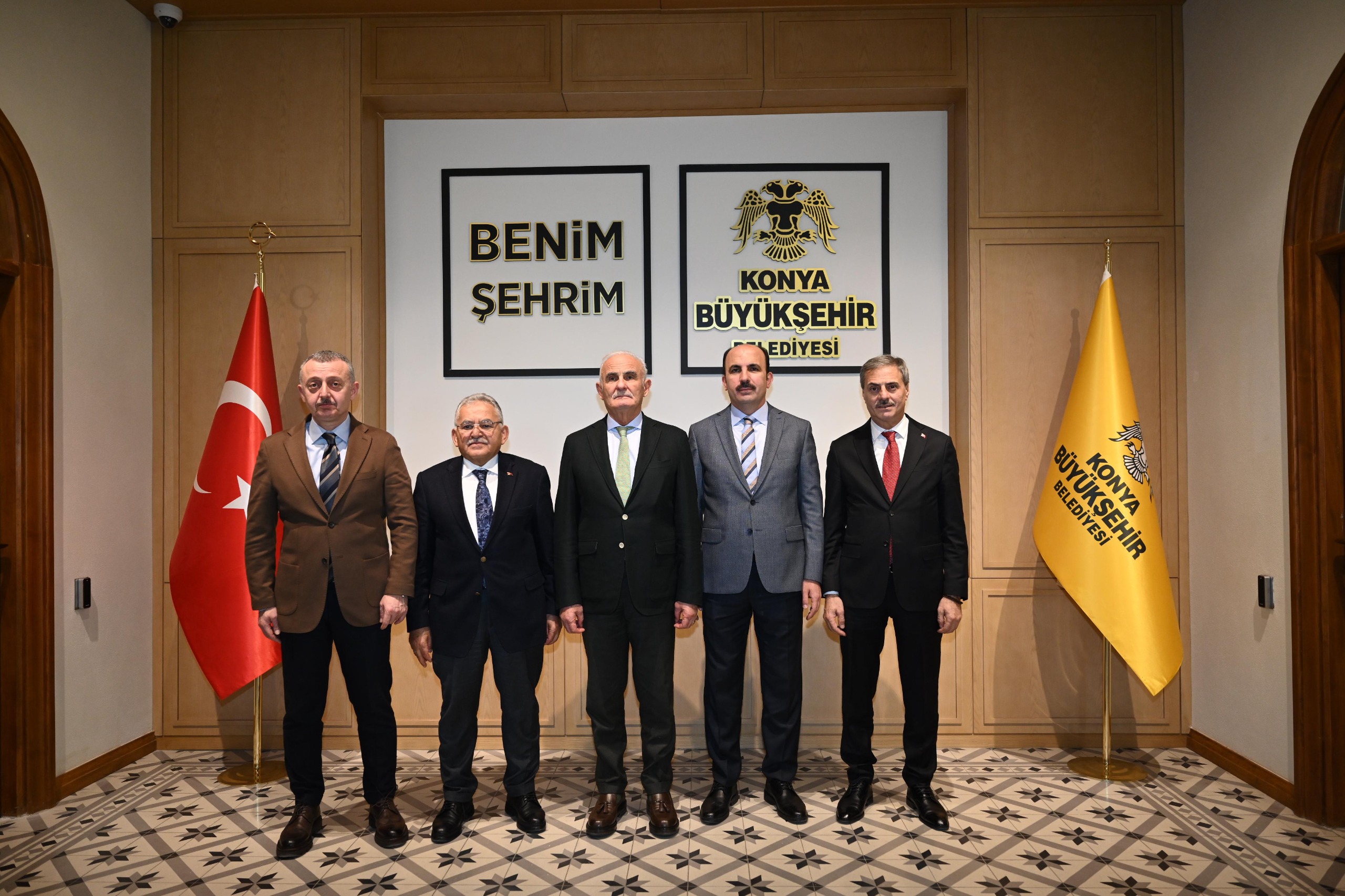 AK PARTİ GENEL BAŞKAN YARDIMCISI YILMAZ BAŞKAN ALTAY’I ZİYARET ETTİ