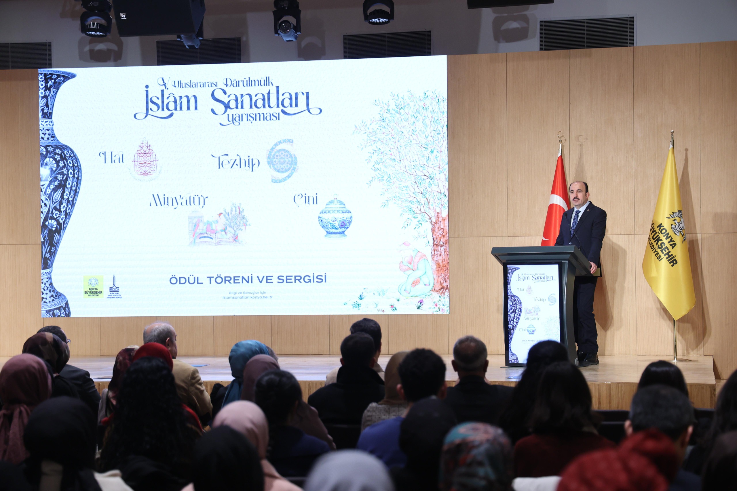 “5. ULUSLARARASI DARÜLMÜLK İSLÂM SANATLARI YARIŞMASI”NDA ÖDÜLLER VERİLDİ