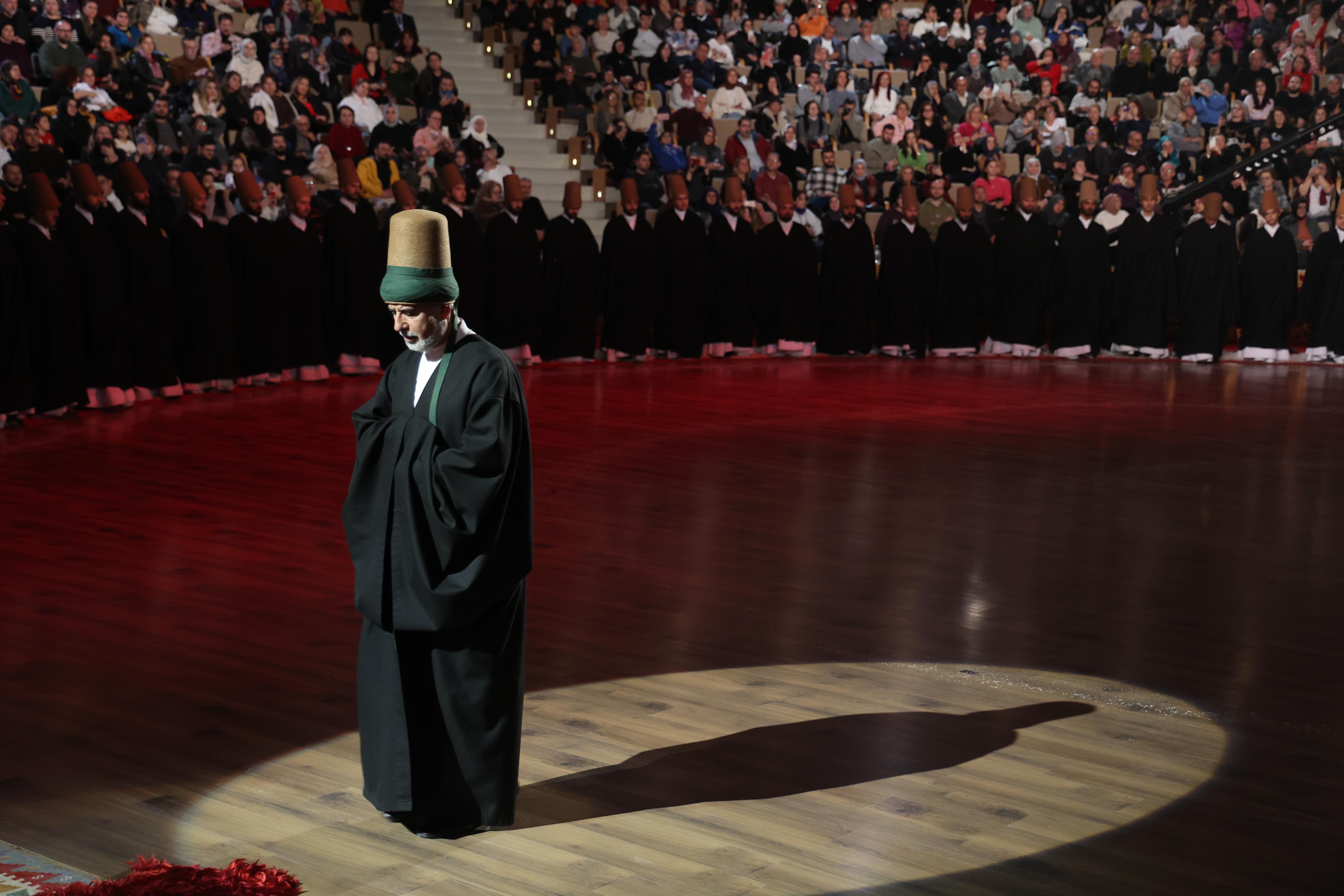 HZ. MEVLANA'NIN 751. VUSLAT YILDÖNÜMÜ ANMA ETKİNLİKLERİ ŞEB-İ ARUS İLE SONA ERDİ