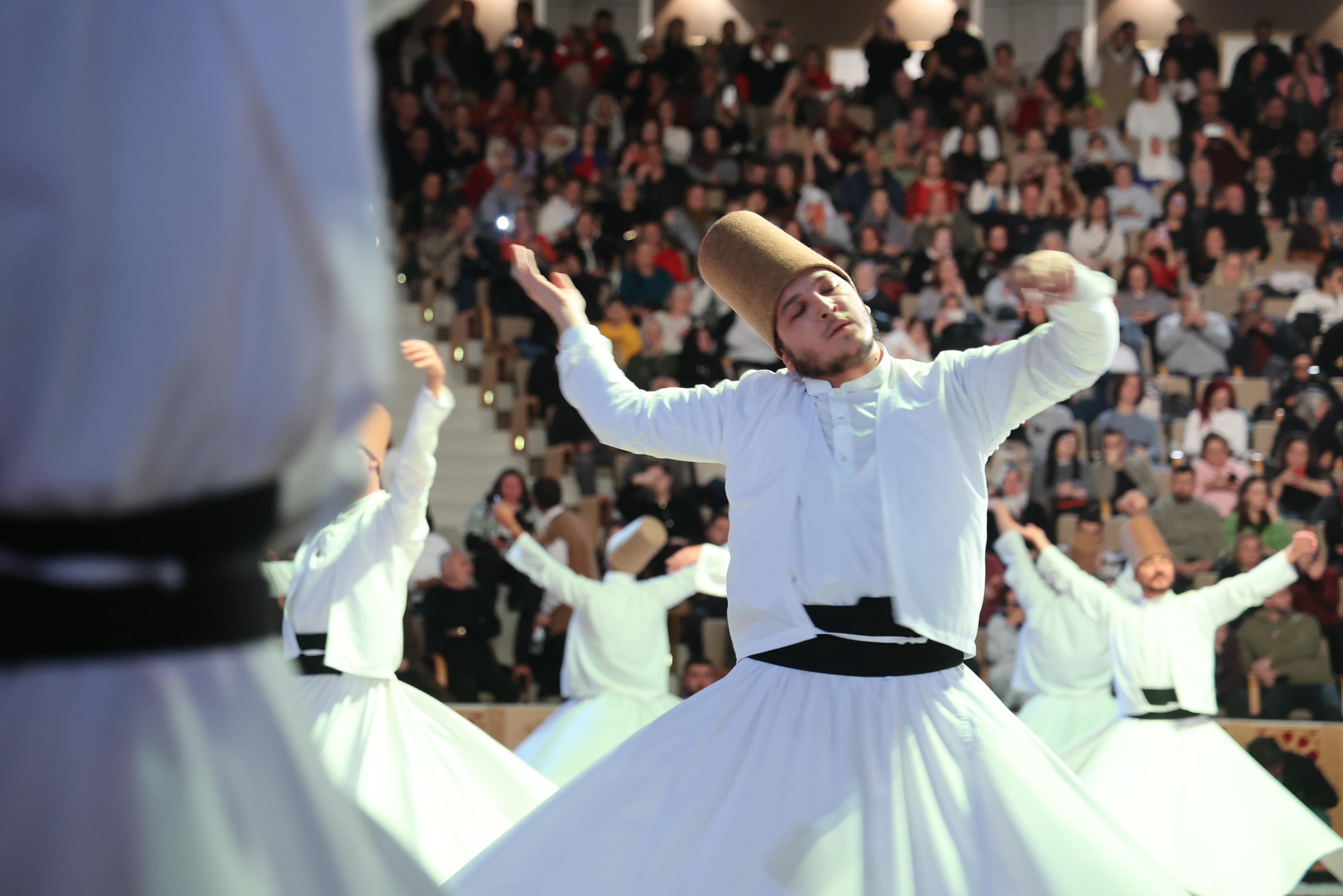 HZ. MEVLANA'NIN 751. VUSLAT YILDÖNÜMÜ ANMA ETKİNLİKLERİ ŞEB-İ ARUS İLE SONA ERDİ