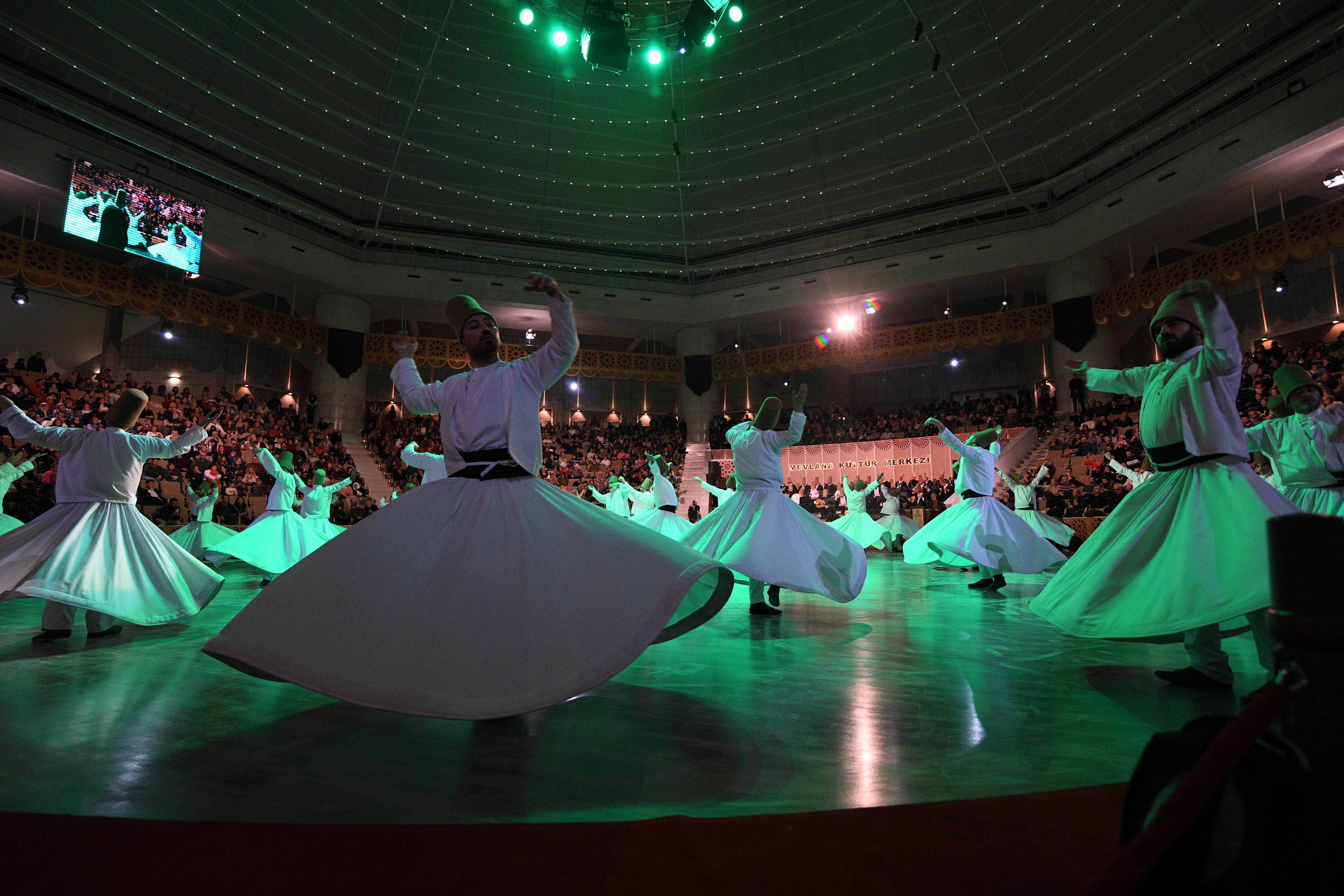 HZ. MEVLANA'NIN 751. VUSLAT YILDÖNÜMÜ ANMA ETKİNLİKLERİ ŞEB-İ ARUS İLE SONA ERDİ