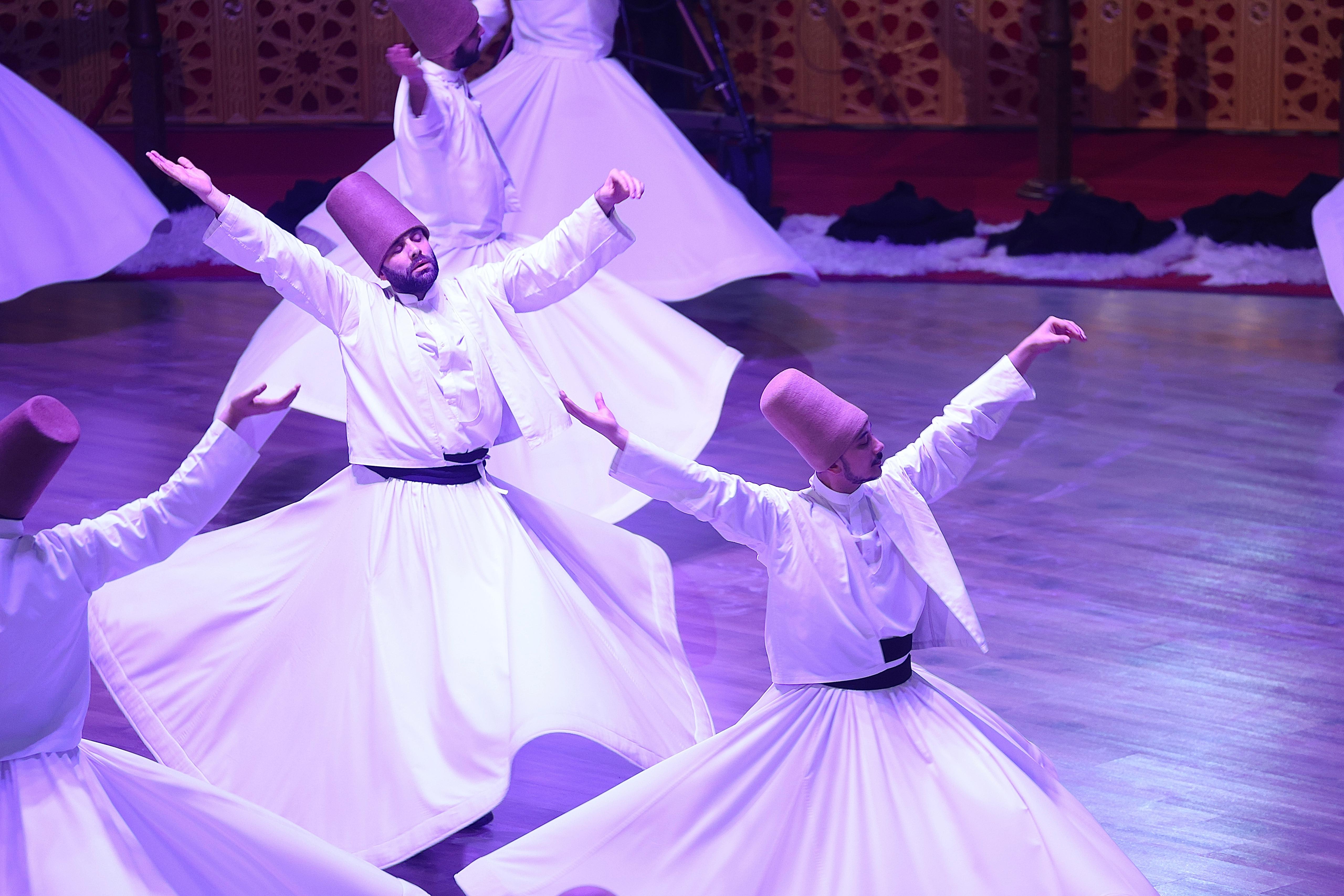 HZ. MEVLANA'NIN 751. VUSLAT YILDÖNÜMÜ ANMA ETKİNLİKLERİ ŞEB-İ ARUS İLE SONA ERDİ
