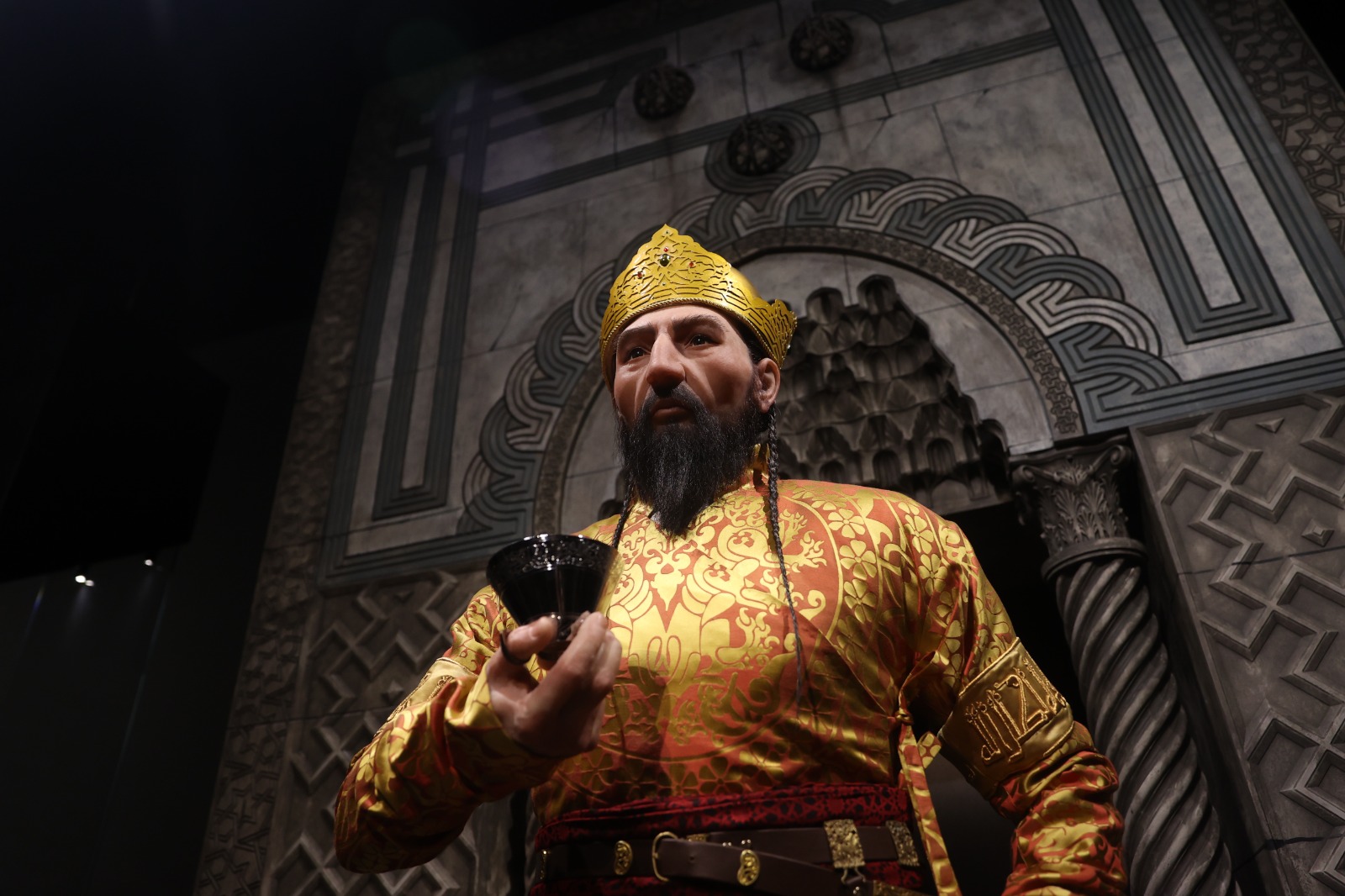 SELÇUKLU SULTANLARININ DNA ANALİZİYLE YAPILAN SURETLERİ 163 BİN ZİYARETÇİ AĞIRLADI