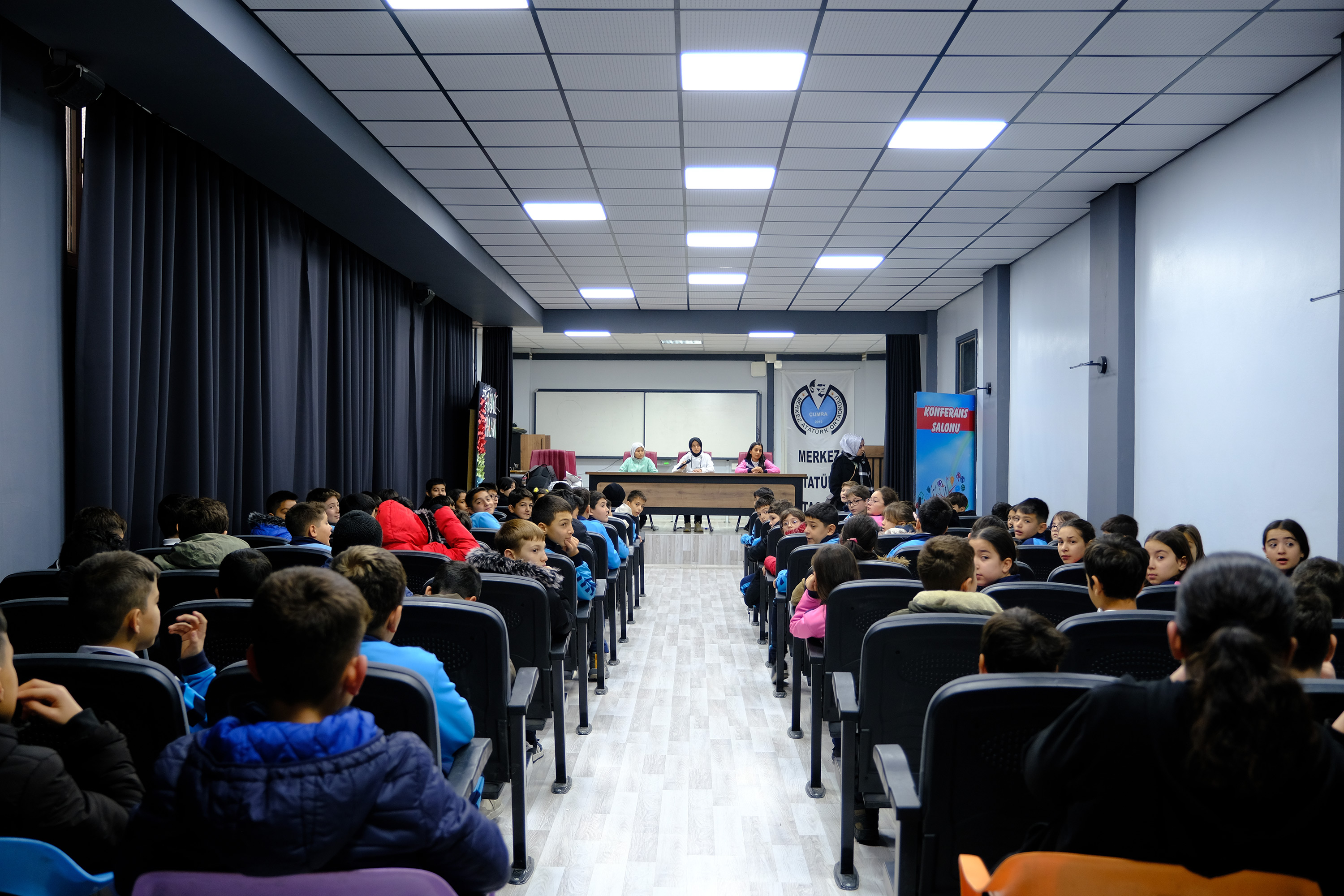 KONYA BÜYÜKŞEHİR ÇOCUK MECLİSİ, İLÇE ZİYARETLERİYLE ÖĞRENCİLERE ULAŞIYOR