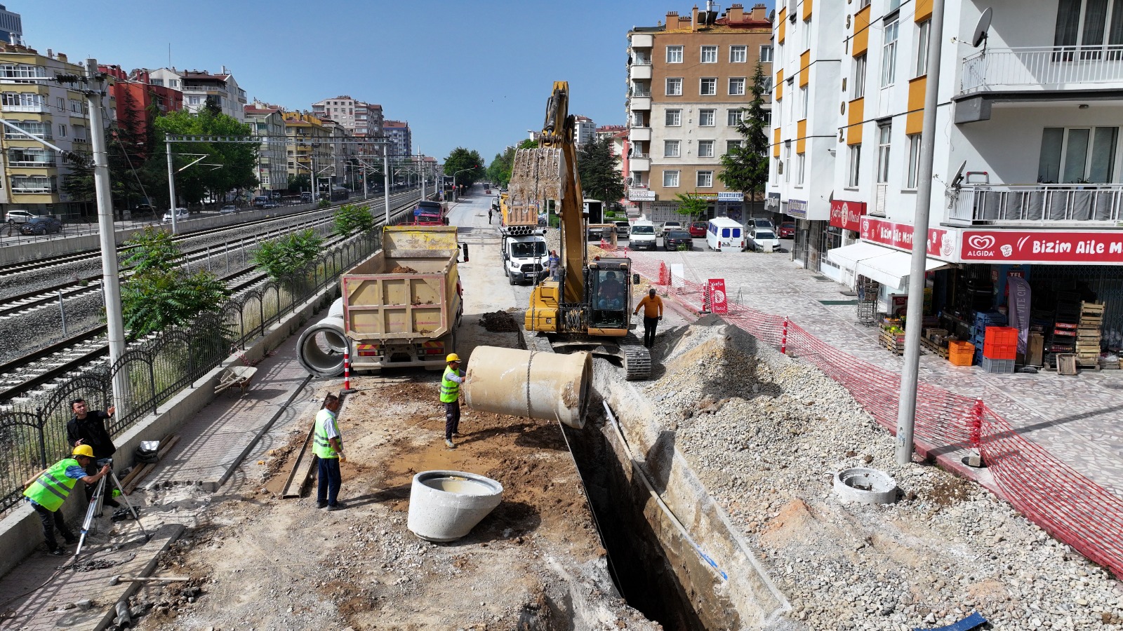 KONYA BÜYÜKŞEHİR 1 YILDA 574 KM YENİ ŞEBEKE HATTI YAPTI, 95 MİLYON METREKÜP ATIK SUYU ARITTI