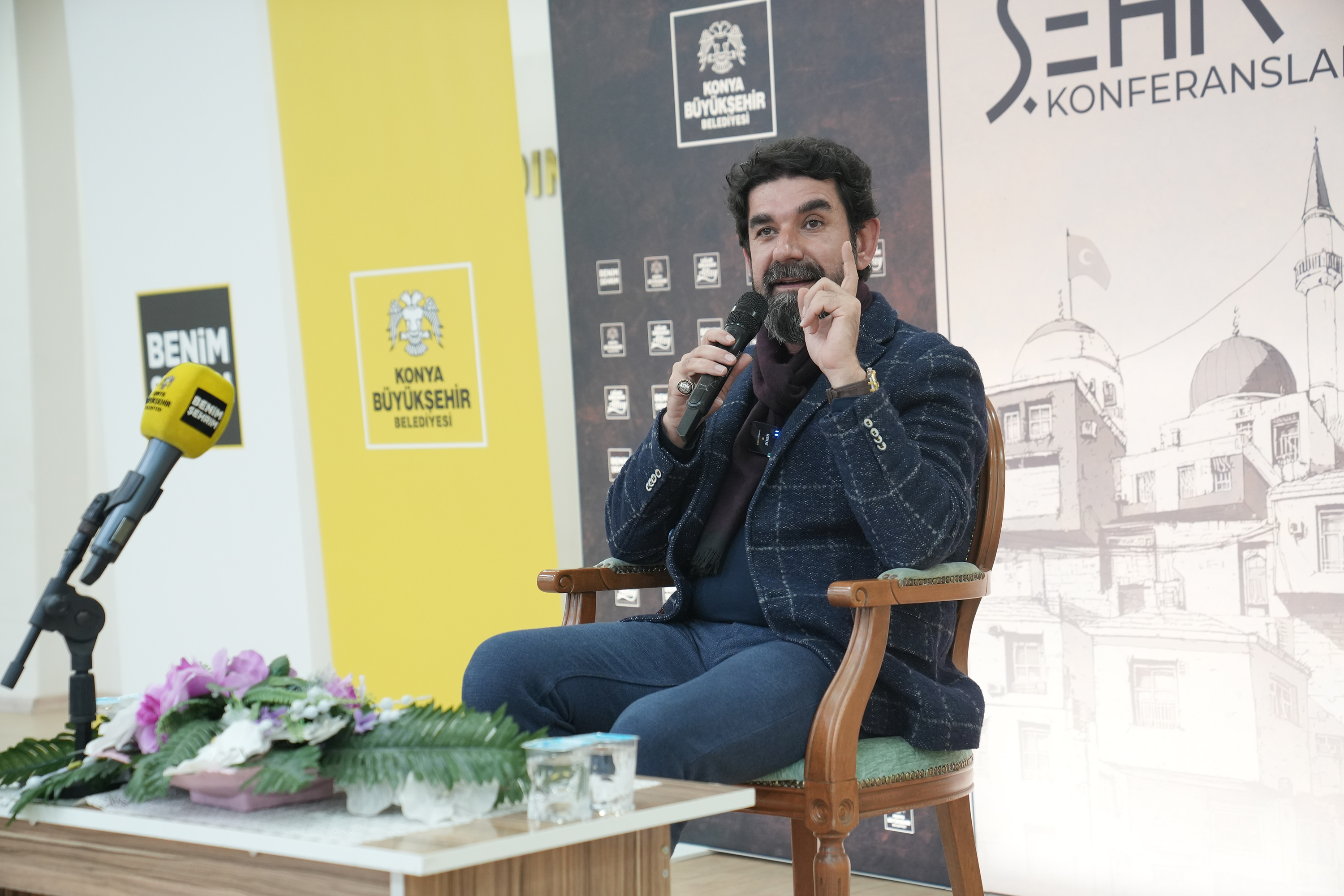 KONYA BÜYÜKŞEHİR’İN ŞEHİR KONFERANSLARI İLÇELERİN SOSYAL VE KÜLTÜREL HAYATINA KATKI SAĞLIYOR