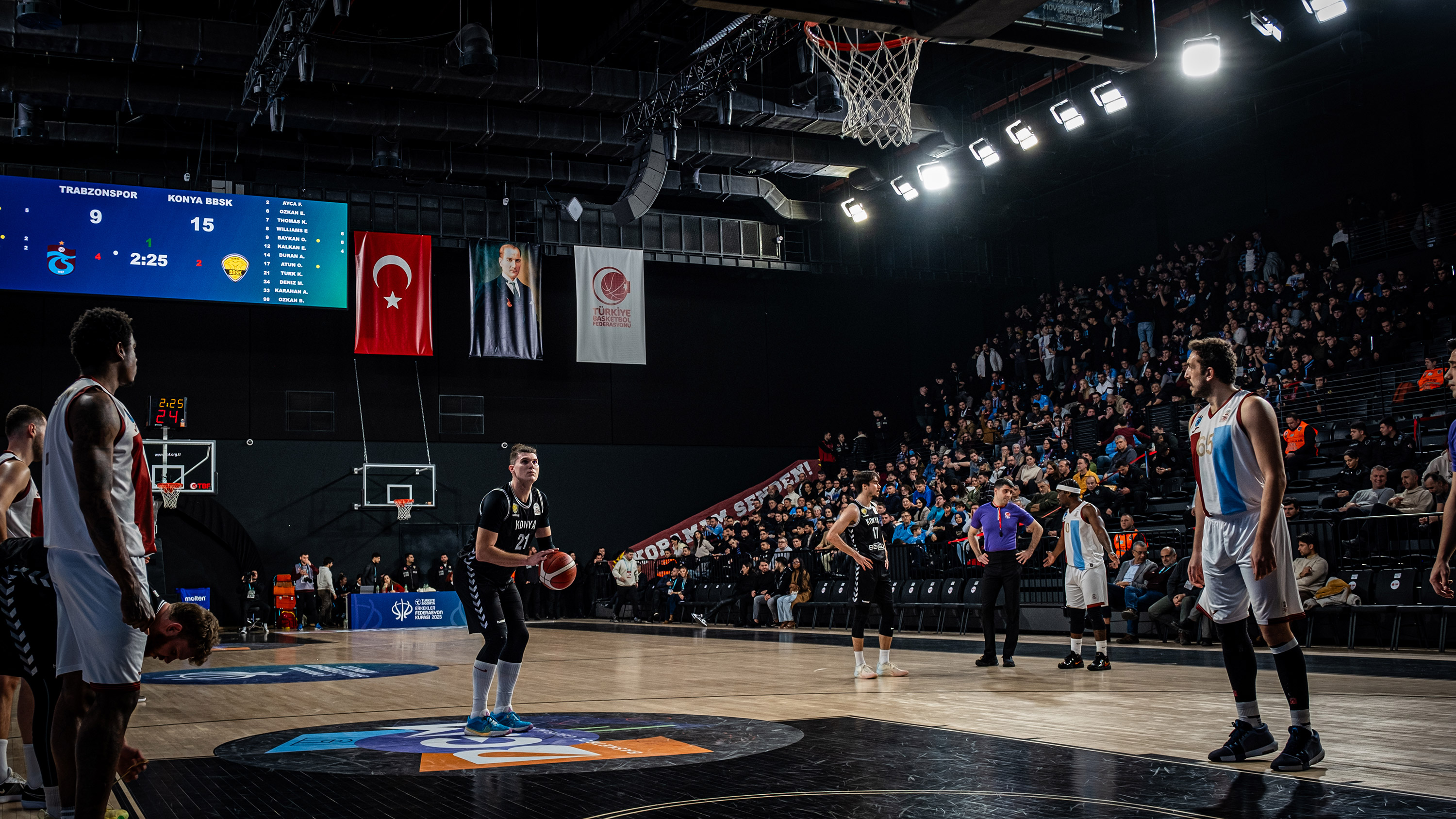 KONYA BÜYÜKŞEHİR BELEDİYESPOR FİNALDE