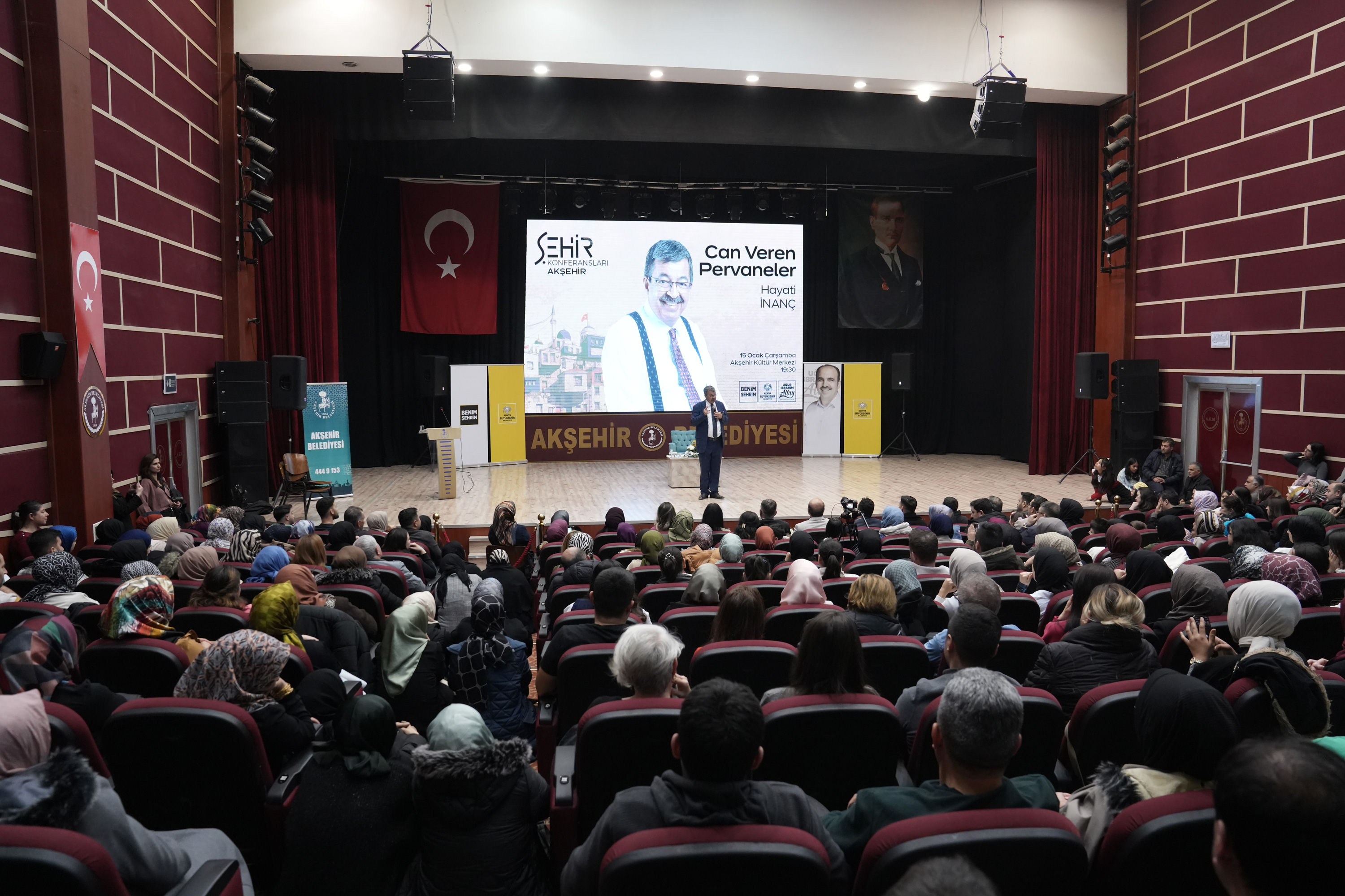 ŞEHİR KONFERANSLARINDA HAYATİ İNANÇ VE DURSUN ALİ ERZİNCANLI KONYALILARLA BULUŞTU