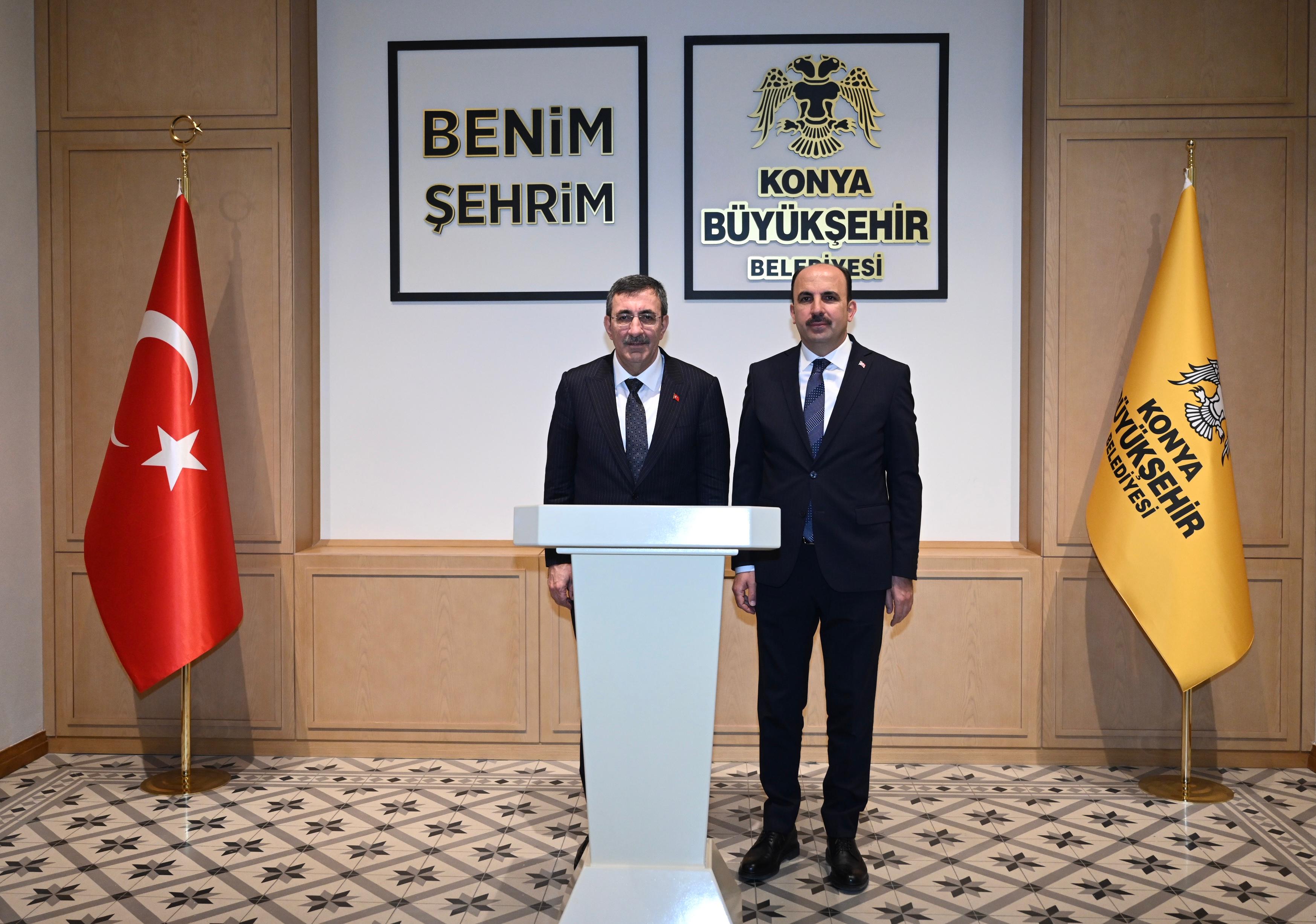 CUMHURBAŞKANI YARDIMCISI YILMAZ BAŞKAN ALTAY’I ZİYARET ETTİ