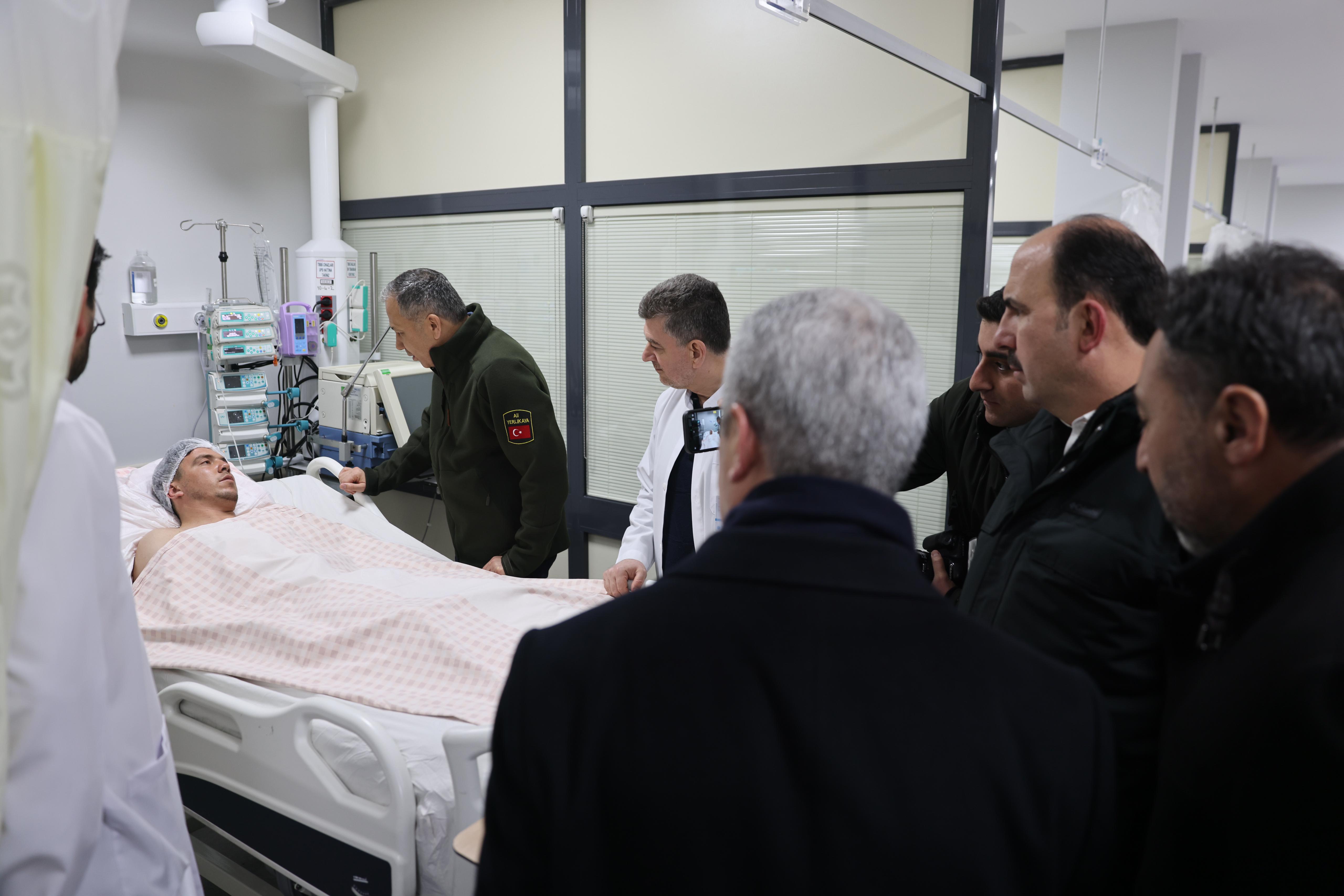 BAŞKAN ALTAY ARAMA KURTARMA ÇALIŞMASINA KATILAN TÜM EKİPLERE TEŞEKKÜR ETTİ