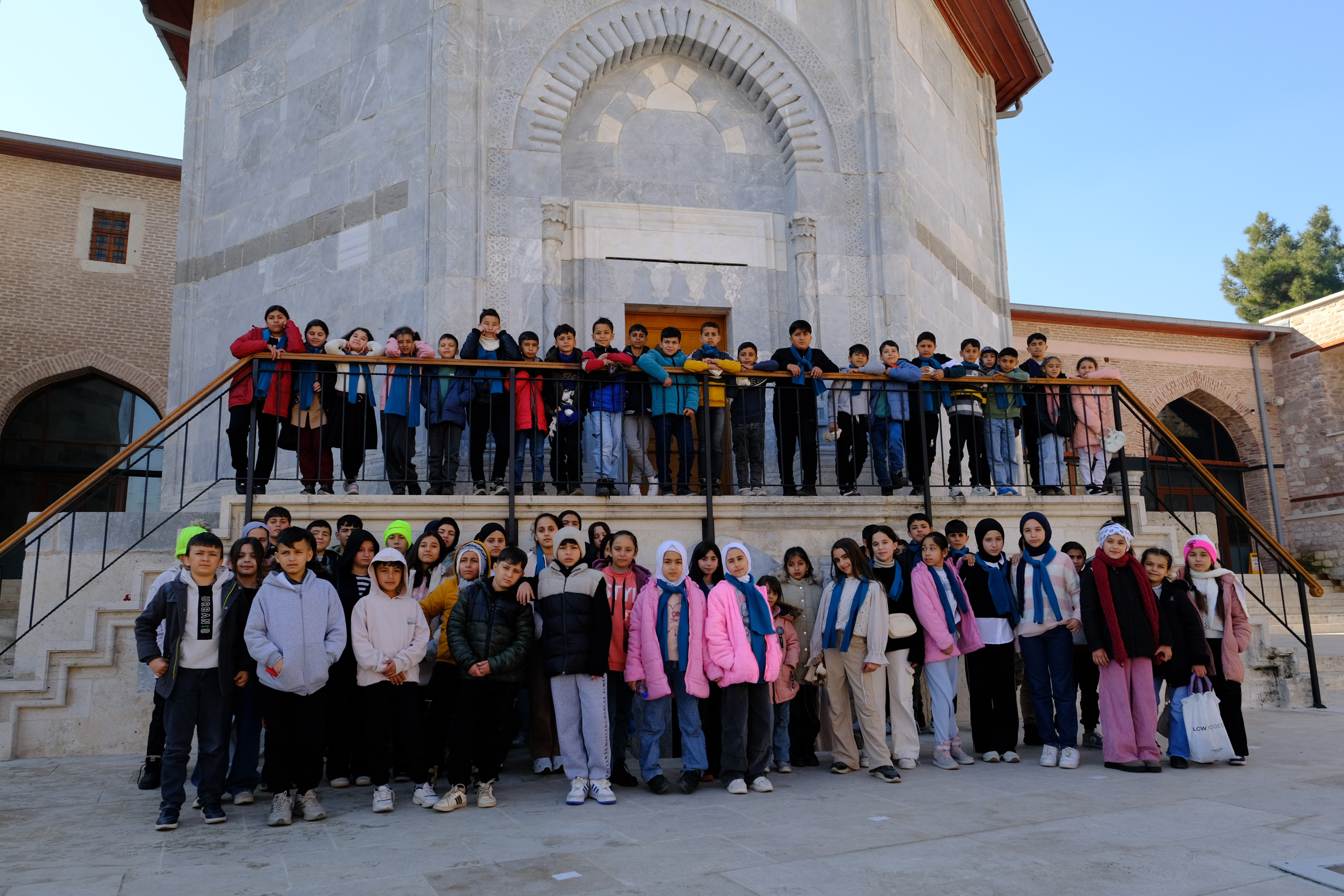 KONYA BÜYÜKŞEHİR BAYIRBUCAK TÜRKMENİ ŞEHİT ÇOCUKLARINI KONYA'DA AĞIRLADI
