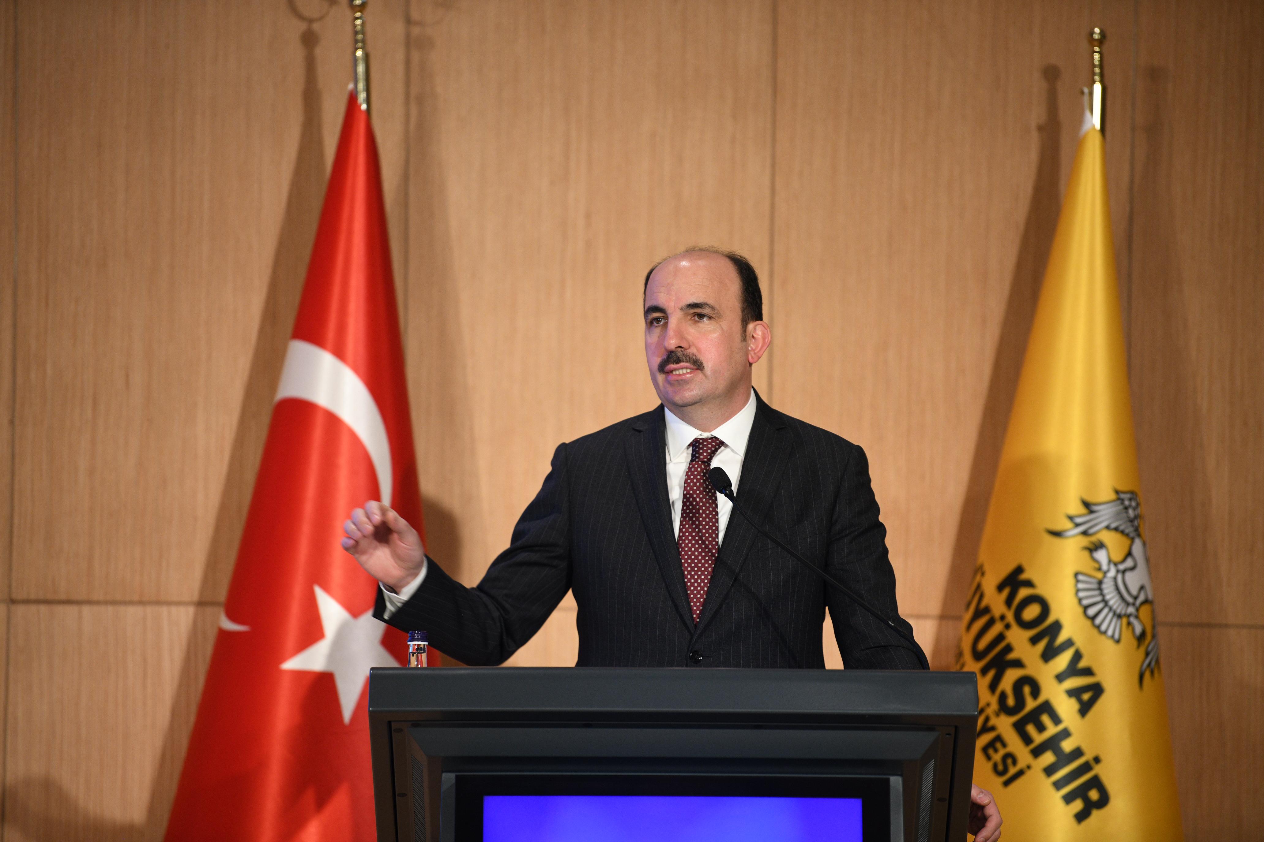 BAŞKAN ALTAY: “DİJİTAL İKİZ TEKNOLOJİSİ İLE KONYA’YI AKILLI ŞEHİRCİLİKTE LİDER KONUMA TAŞIYORUZ”