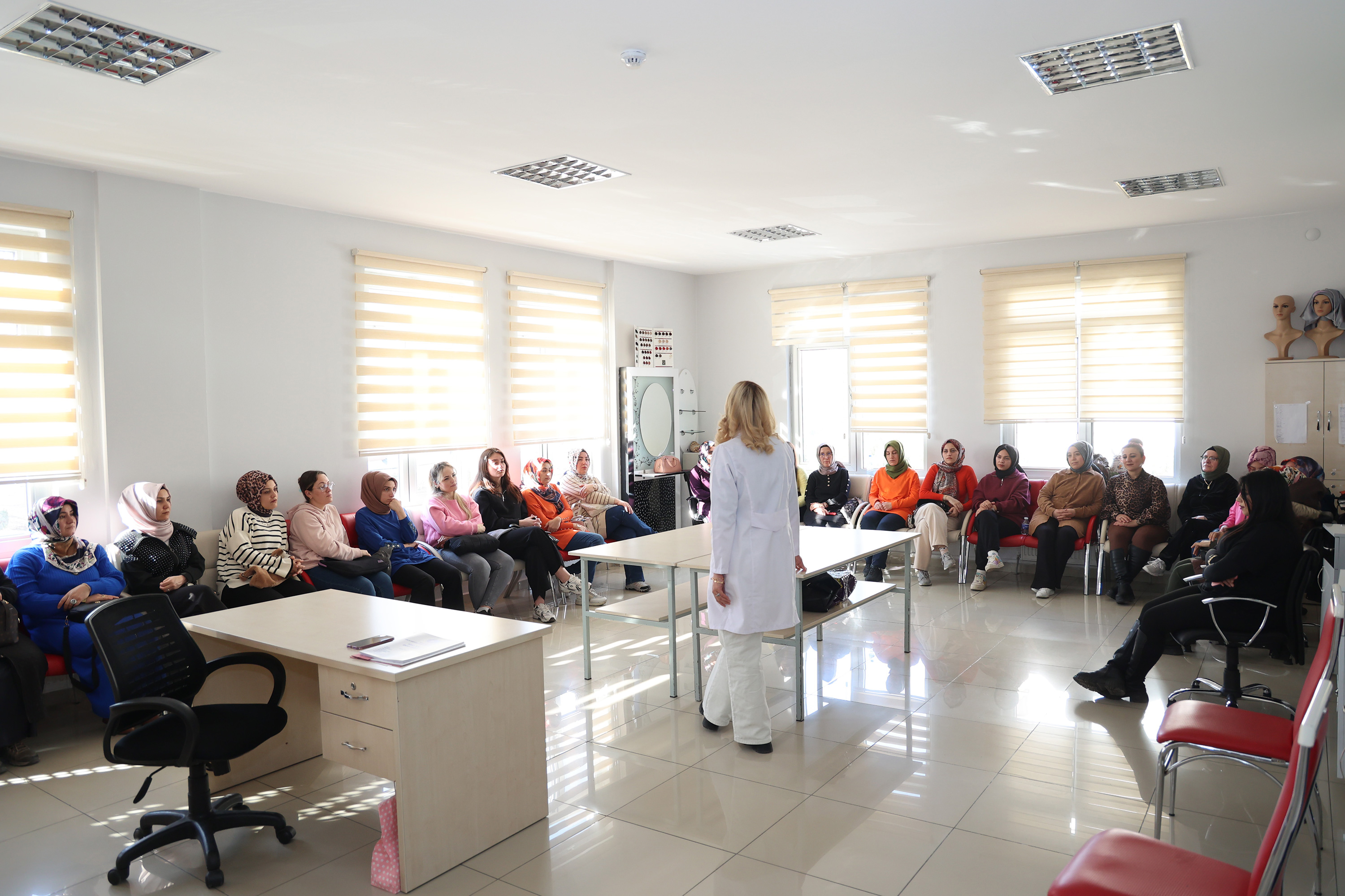 KOMEK, YENİ DÖNEM EĞİTİMLERİNE 69 BİN KURSİYERLE BAŞLADI