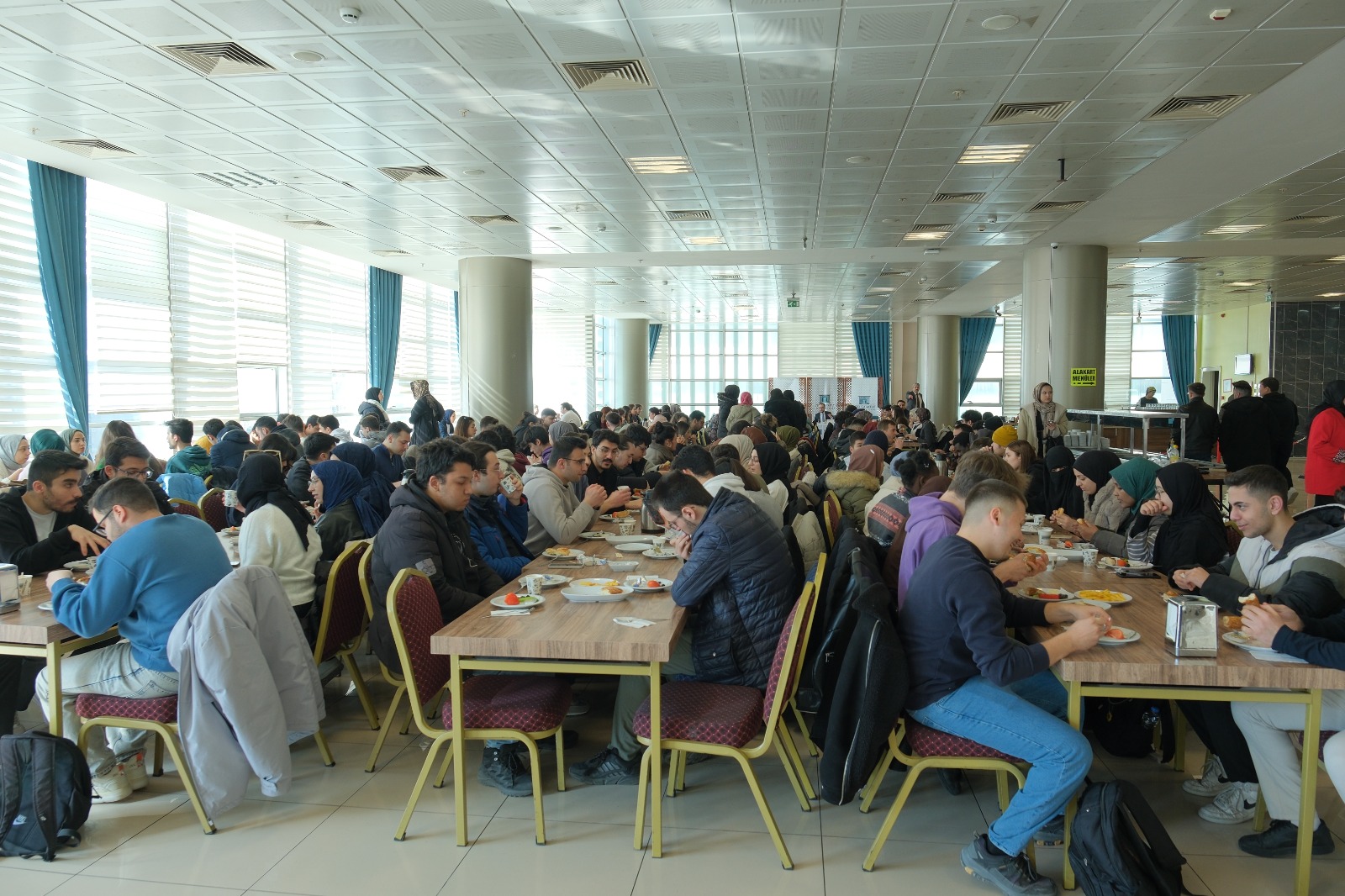 KONYA BÜYÜKŞEHİR GENÇLİK MECLİSİ ÜNİVERSİTELİLER İÇİN ÇEŞİTLİ ETKİNLİKLER DÜZENLEMEYE DEVAM EDİYOR