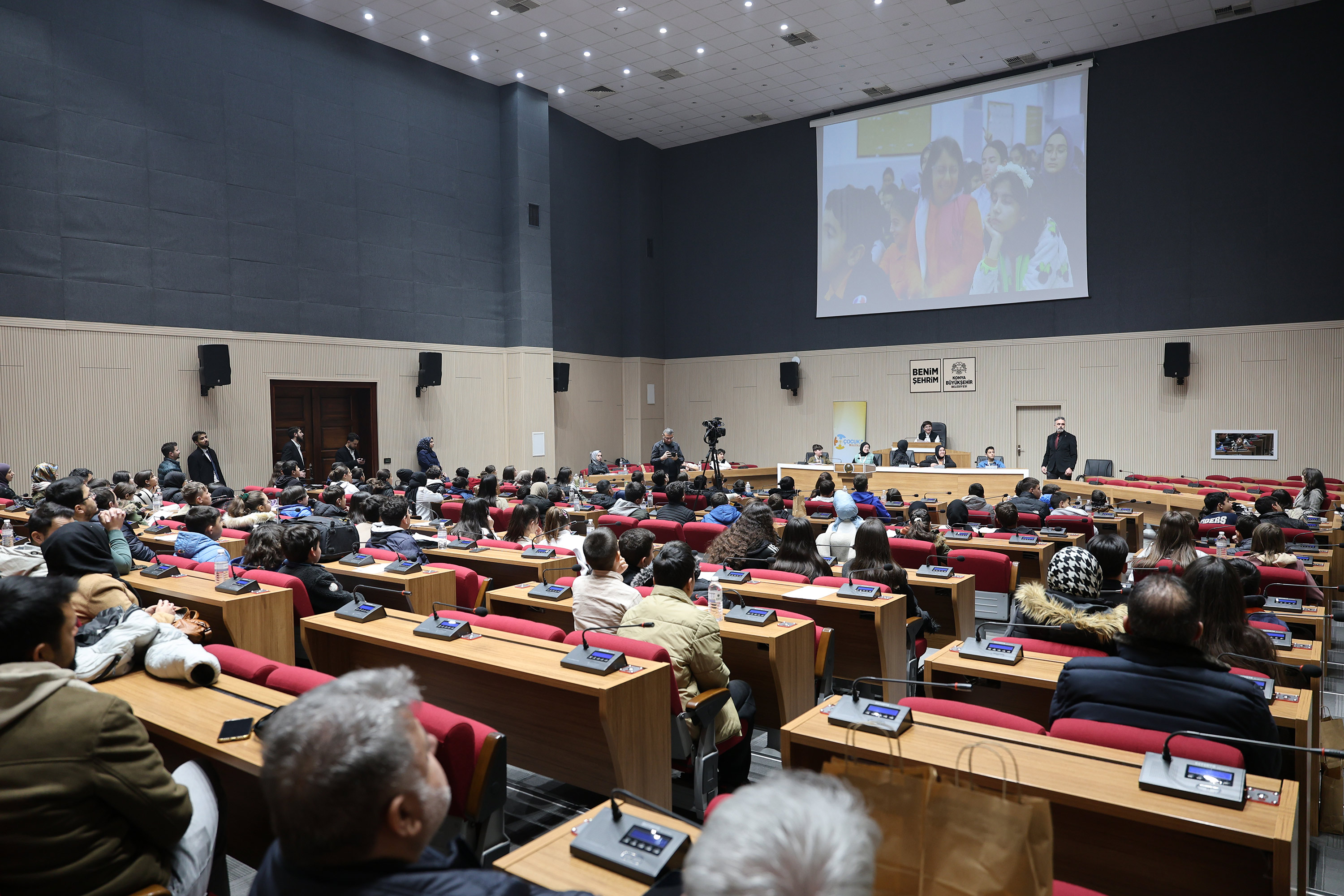KONYA BÜYÜKŞEHİR ÇOCUK MECLİSİ’NİN 2. DÖNEM 5. TOPLANTISI YAPILDI