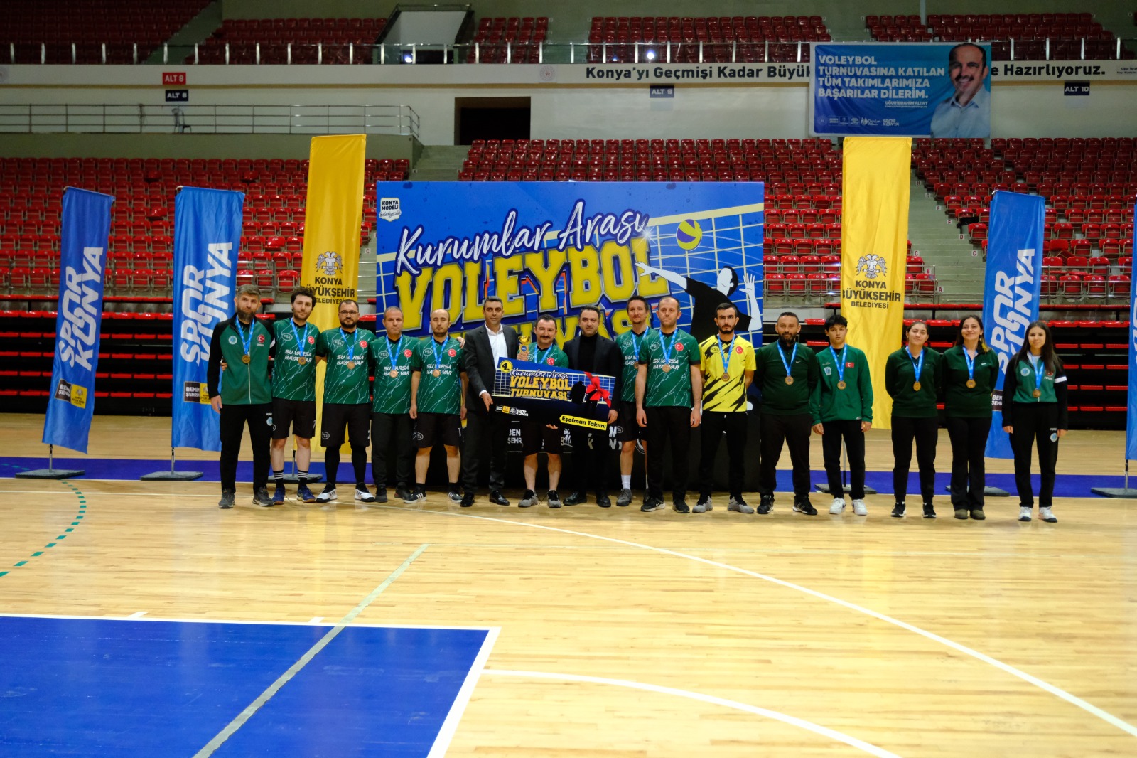KONYA BÜYÜKŞEHİR BELEDİYESİ KURUMLAR ARASI VOLEYBOL TURNUVASI DÜZENLEDİ