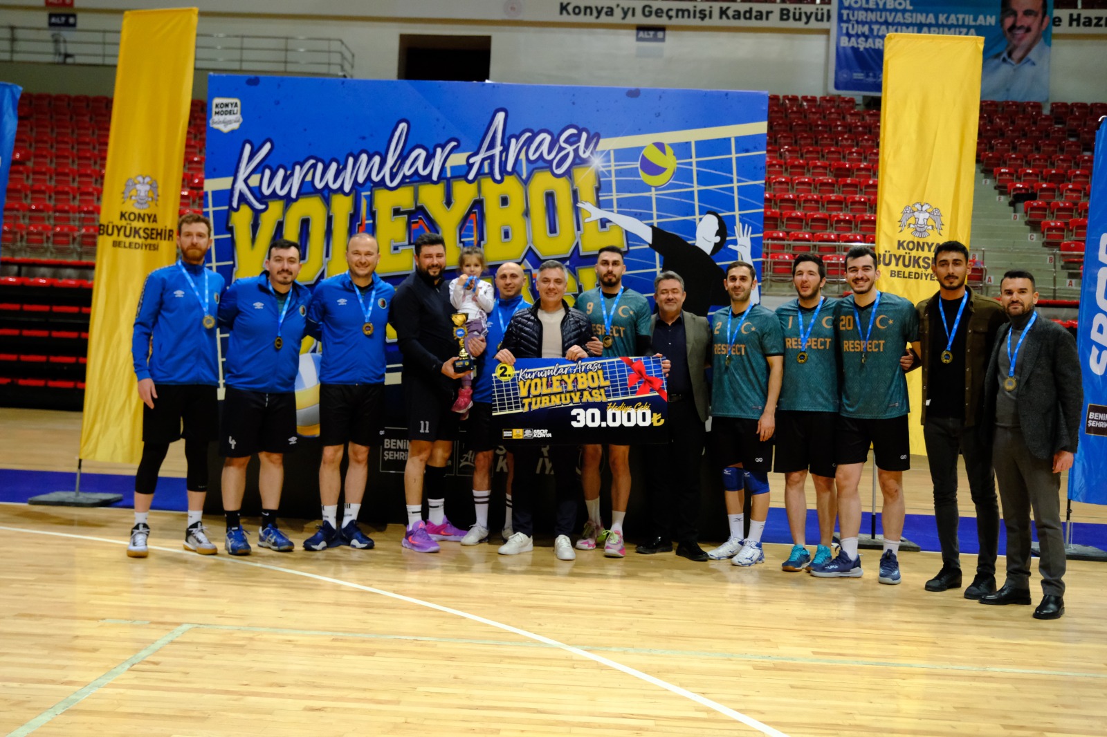 KONYA BÜYÜKŞEHİR BELEDİYESİ KURUMLAR ARASI VOLEYBOL TURNUVASI DÜZENLEDİ