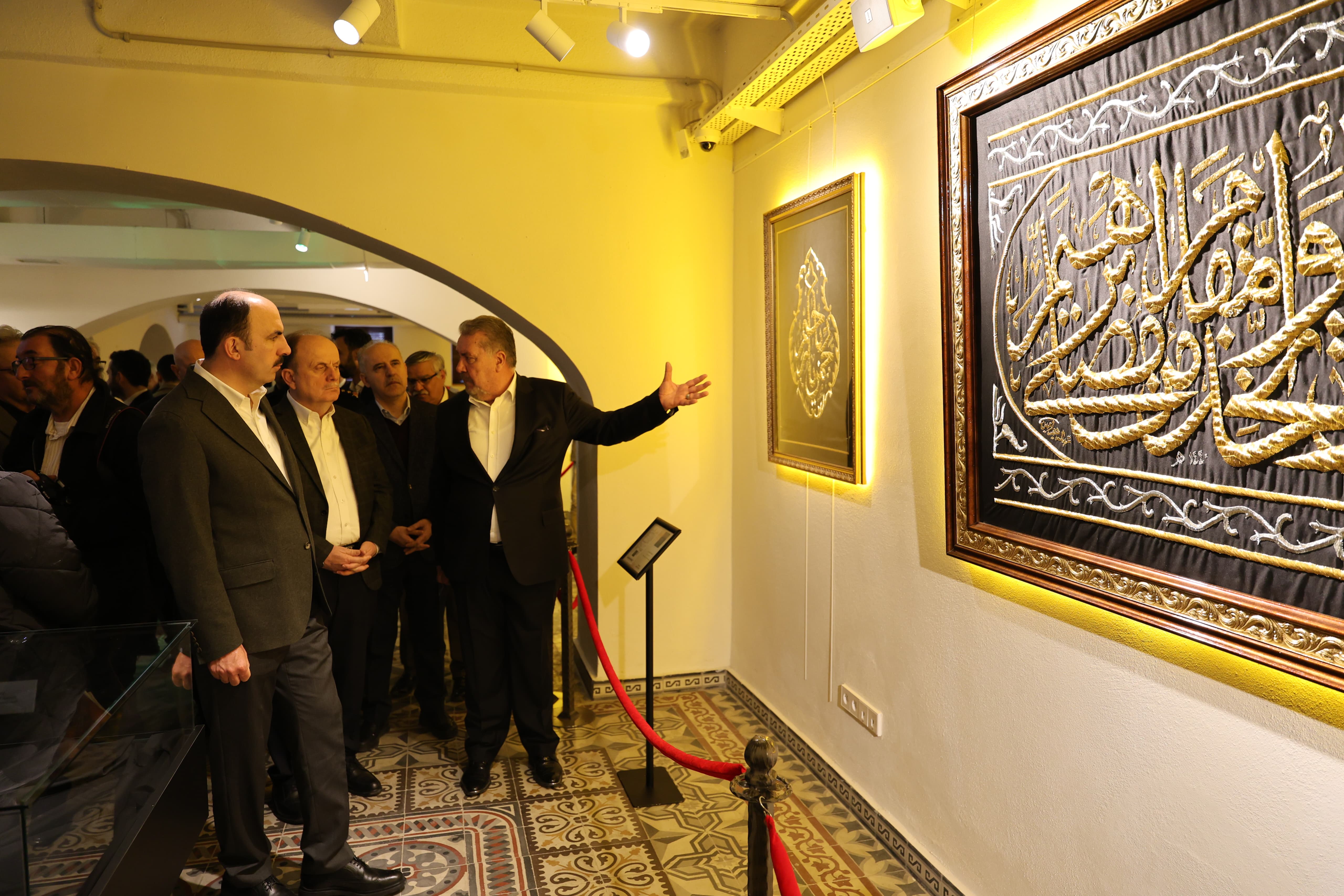 BAŞKAN ALTAY TÜM KONYALILARI MUKADDES EMANETLER SERGİSİ’Nİ GÖRMEYE DAVET ETTİ