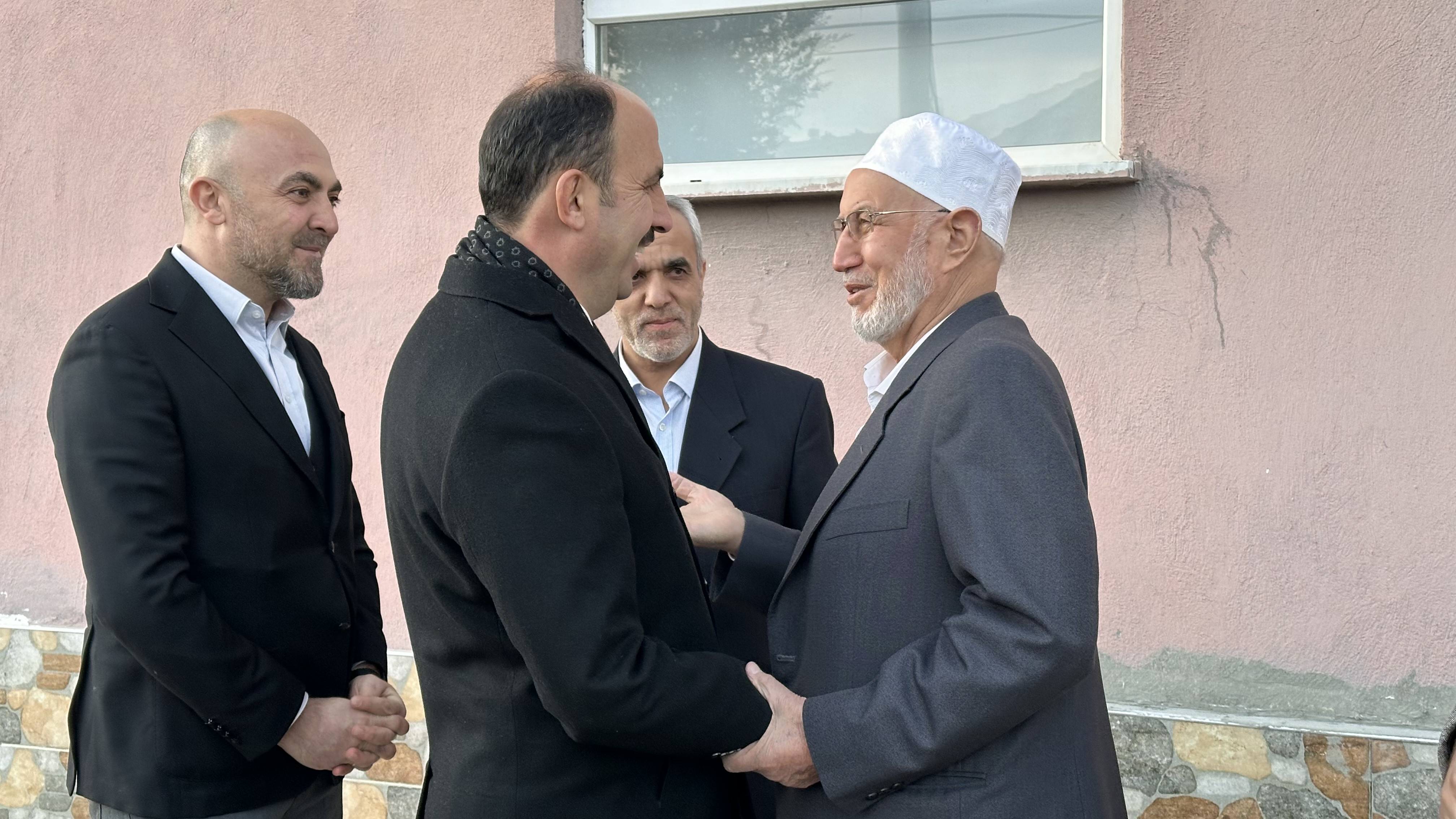 BAŞKAN ALTAY ÇUMRALILARIN RAMAZAN BEREKETİNE ORTAK OLDU