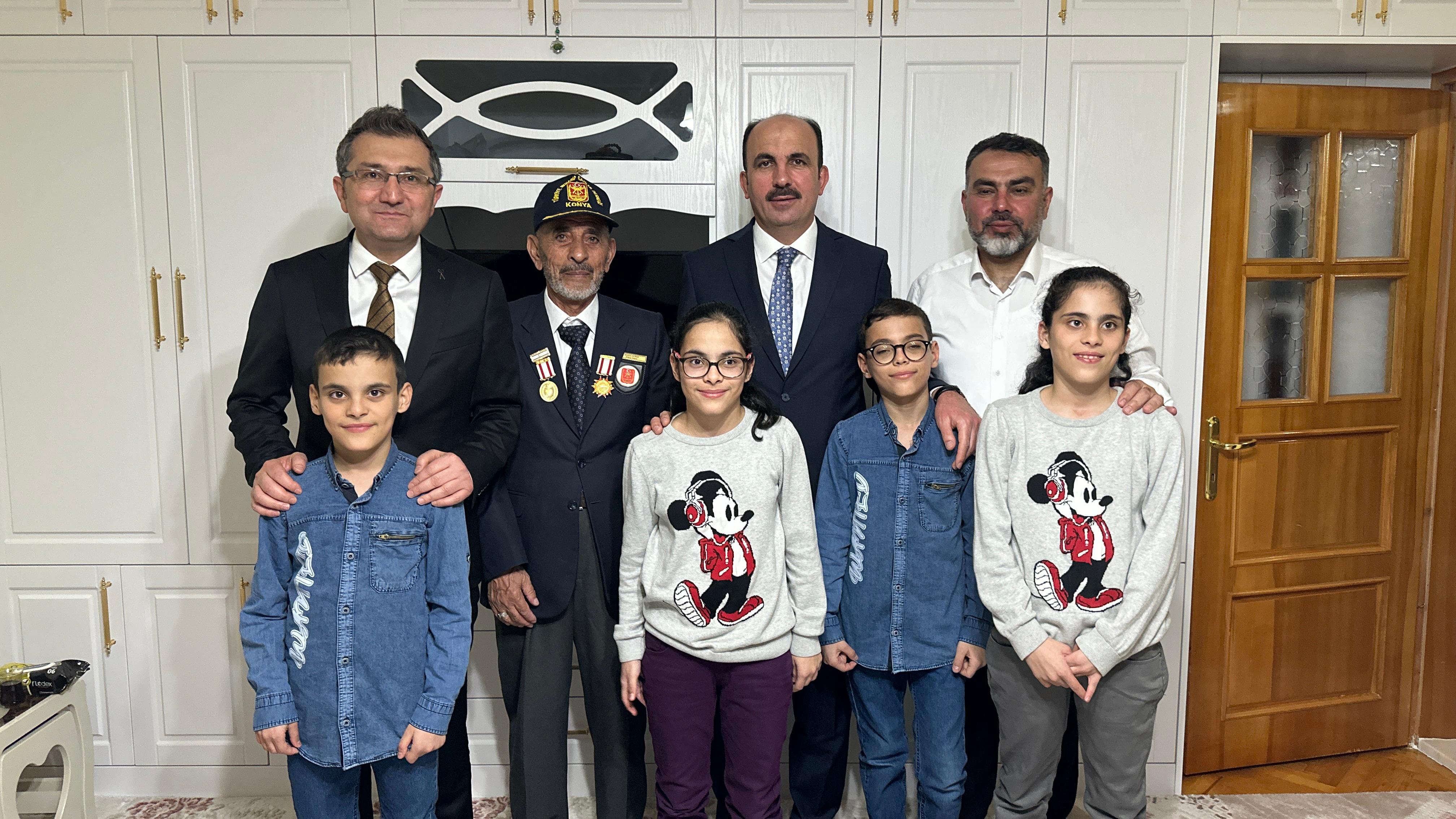BAŞKAN ALTAY KARAPINAR VE EREĞLİ’DE ESNAFLA VE VATANDAŞLARLA BULUŞTU