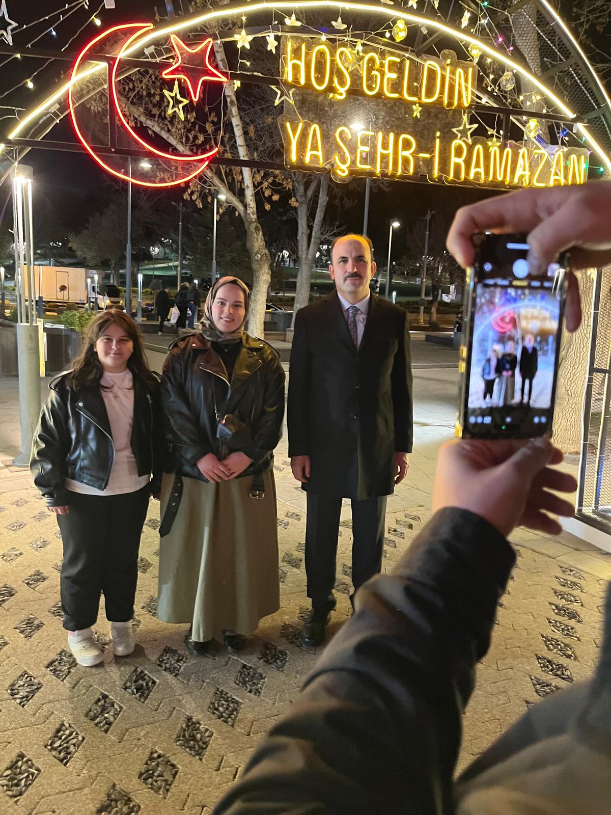 BAŞKAN ALTAY KONYALILARIN RAMAZAN COŞKUSUNA ORTAK OLDU